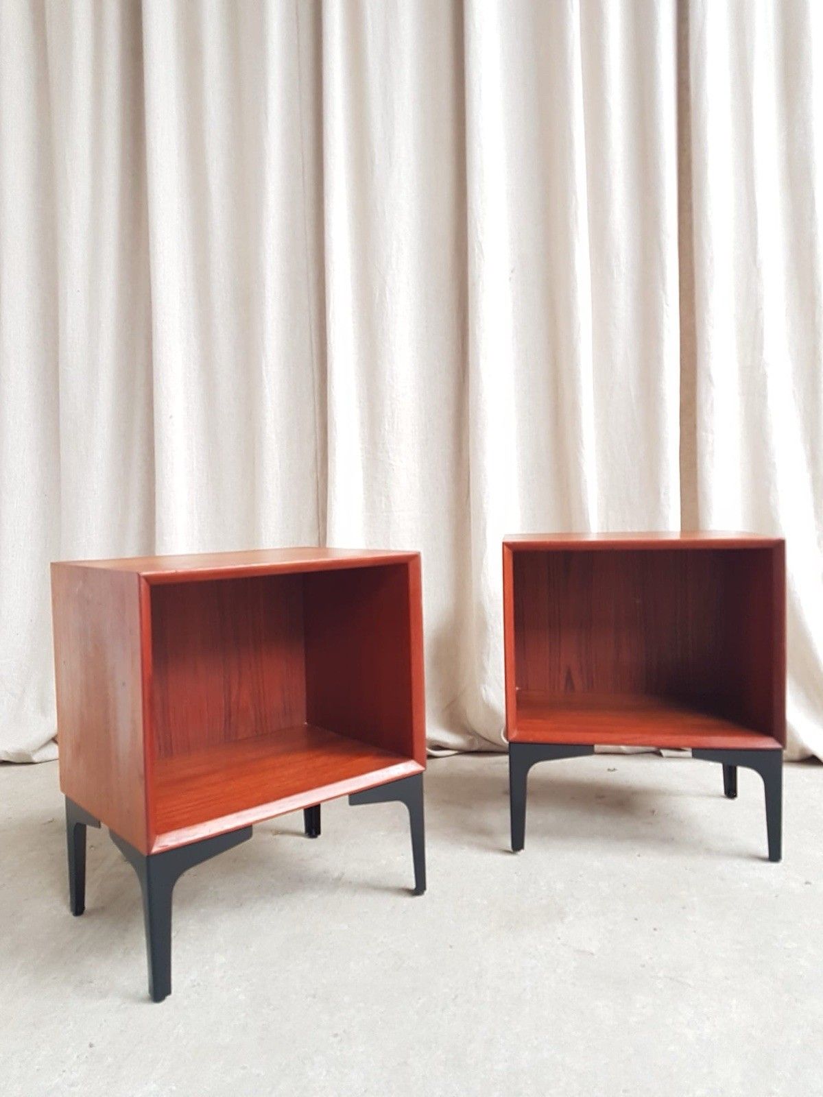 Vtg Pair Of Danish Teak Mid Century Bedside Tables Nightstands Retro Scandi R896 photo 661.25