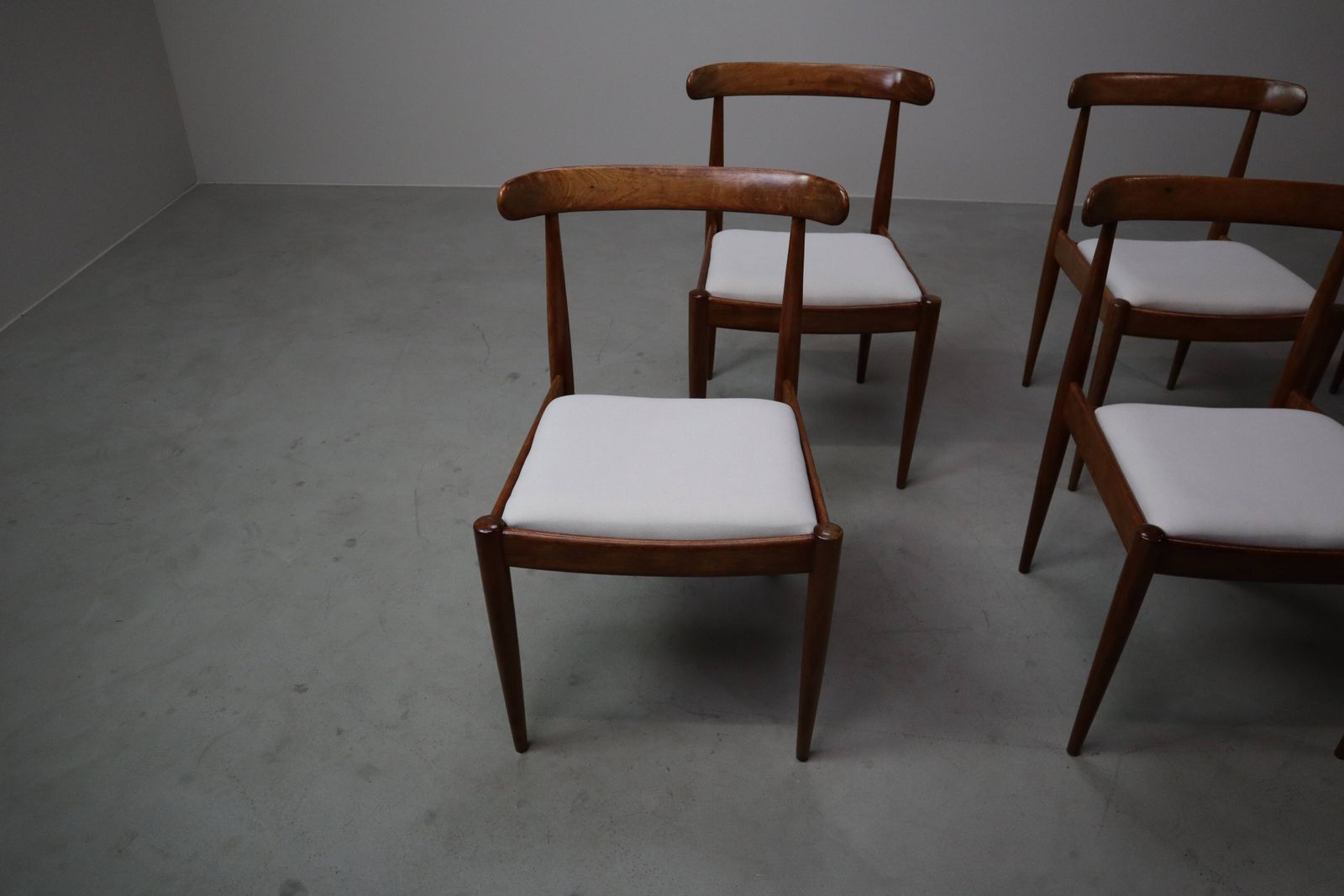4720.0 Set Of Six Alfred Hendrickx Model 500 Dining Chairs In Rosewood, photo