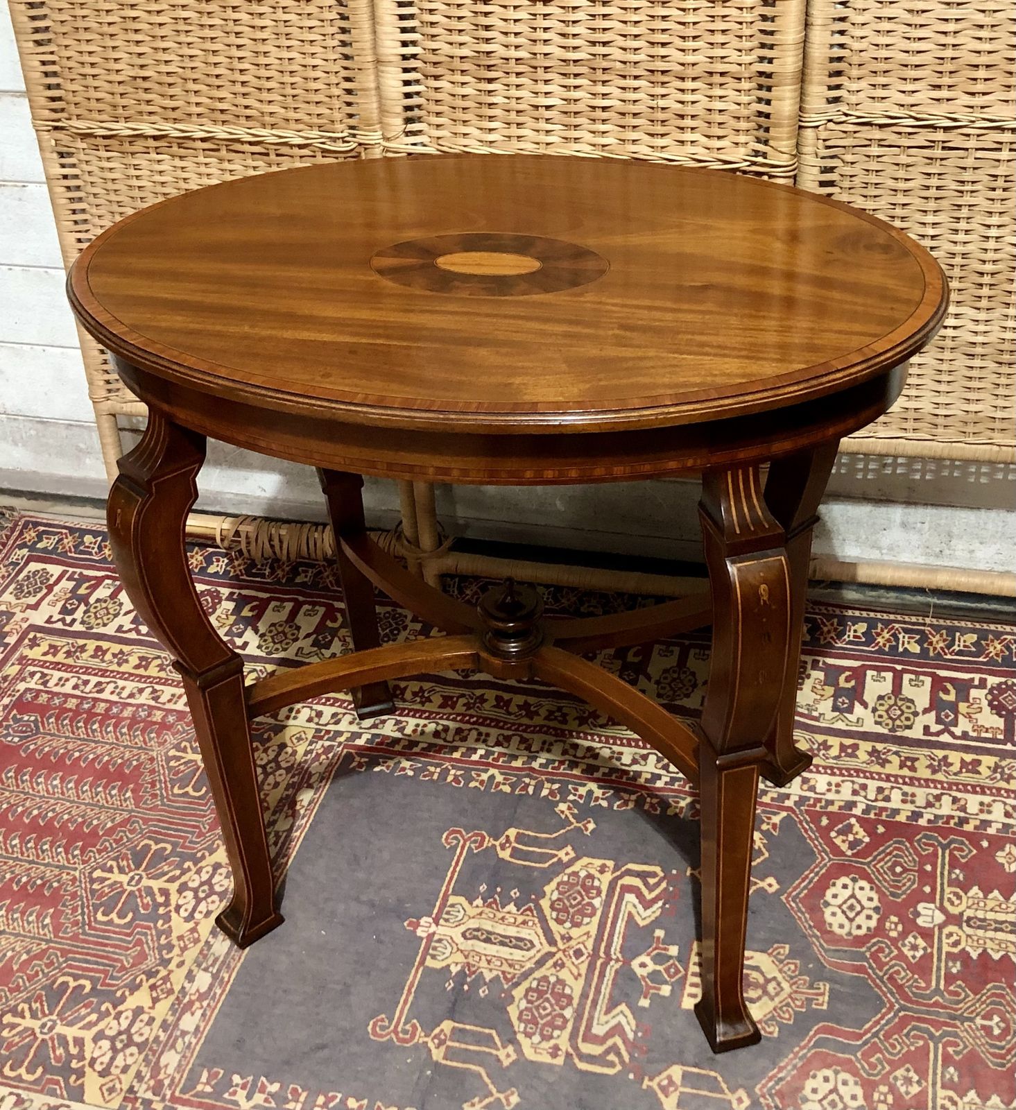 Handsome Edwardian Occasional Or Centre Table photo buy