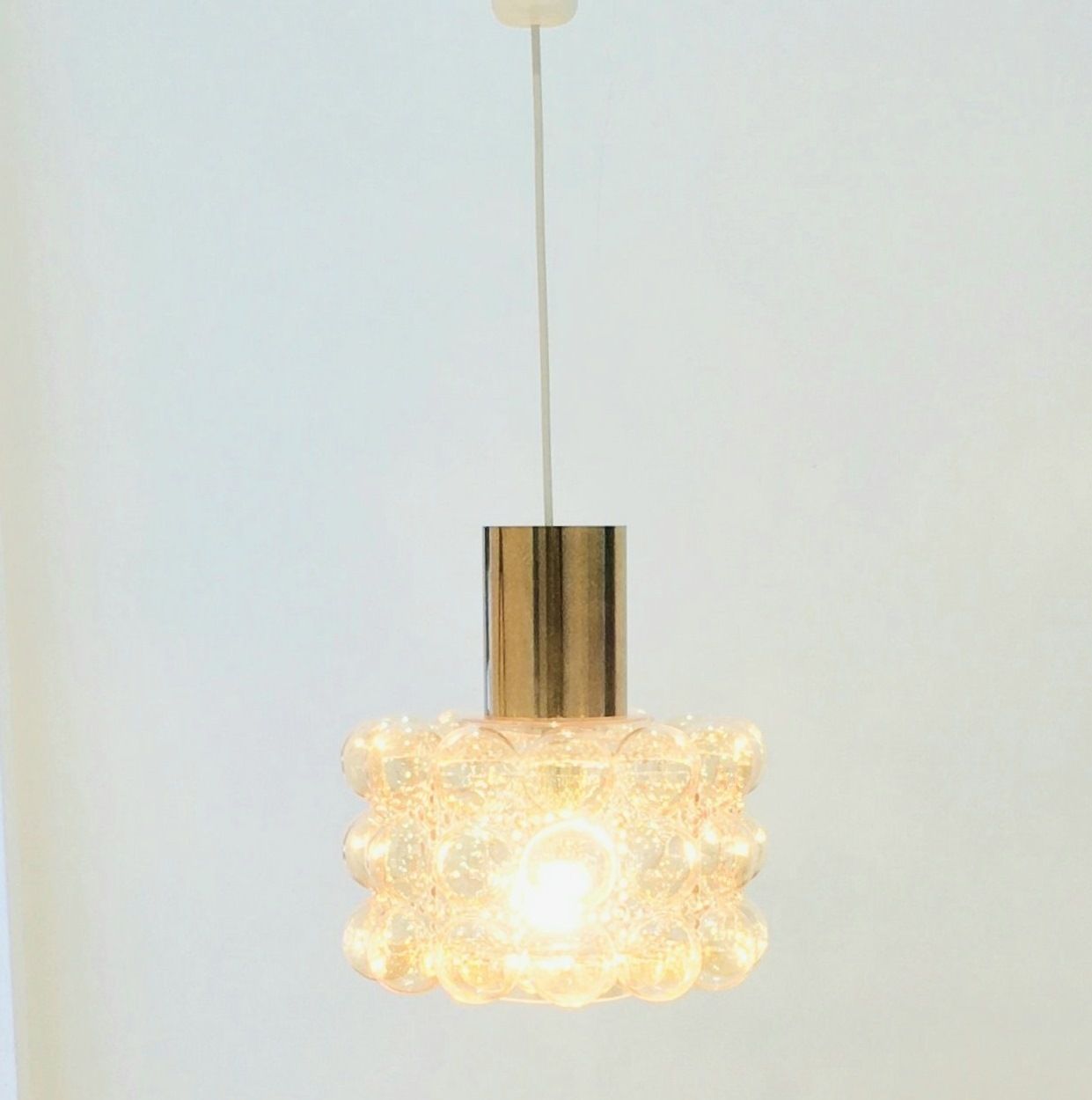 Grote Mid Century Amber Bubbelglas & Messing Plafondlamp Van Helena Tynell Voor Limburg, Duitsland, Jaren 1960 photo for sale