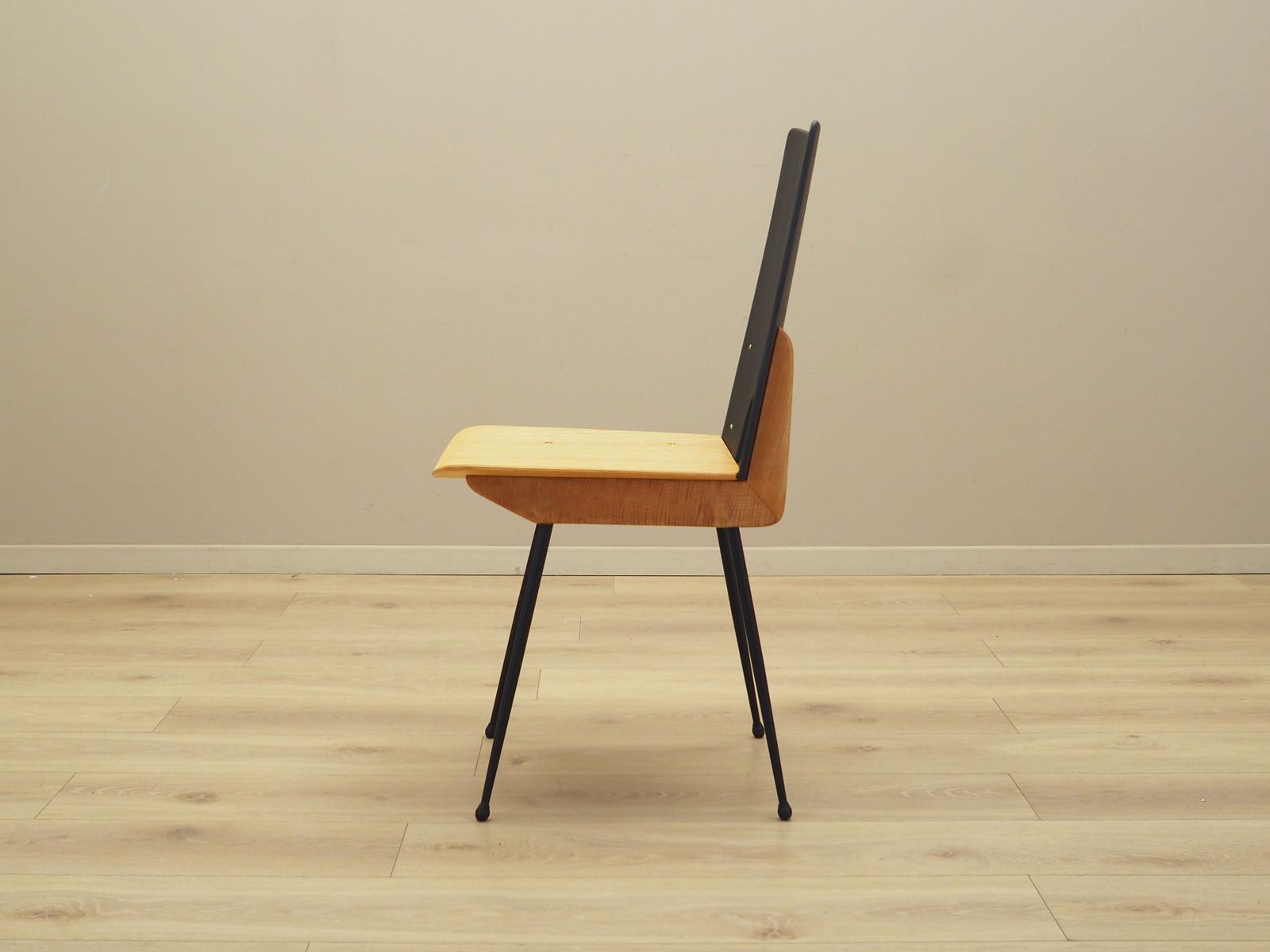 2539.0 Set Of Six Chairs, Italian Design, 1950s, Designer: Carlo Ratti, Manufacturer: Legni Curva photo