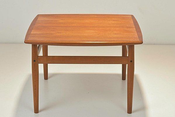 Side Table In Teak By Grete Jalk For Glostrup Møbelfabrik, Denmark, 1960s photo Furniture