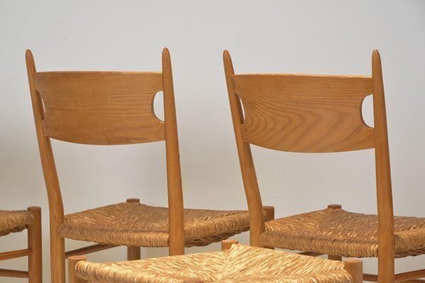 photo furniture Chair Ensemble In Ash By Charlotte Perriand, 1960, Set Of 6