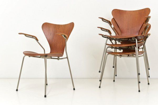 Model 3207 Chairs In Teak By Arne Jacobsen For Fritz Hansen, Denmark, 1955, Set Of 4 photo vinterior