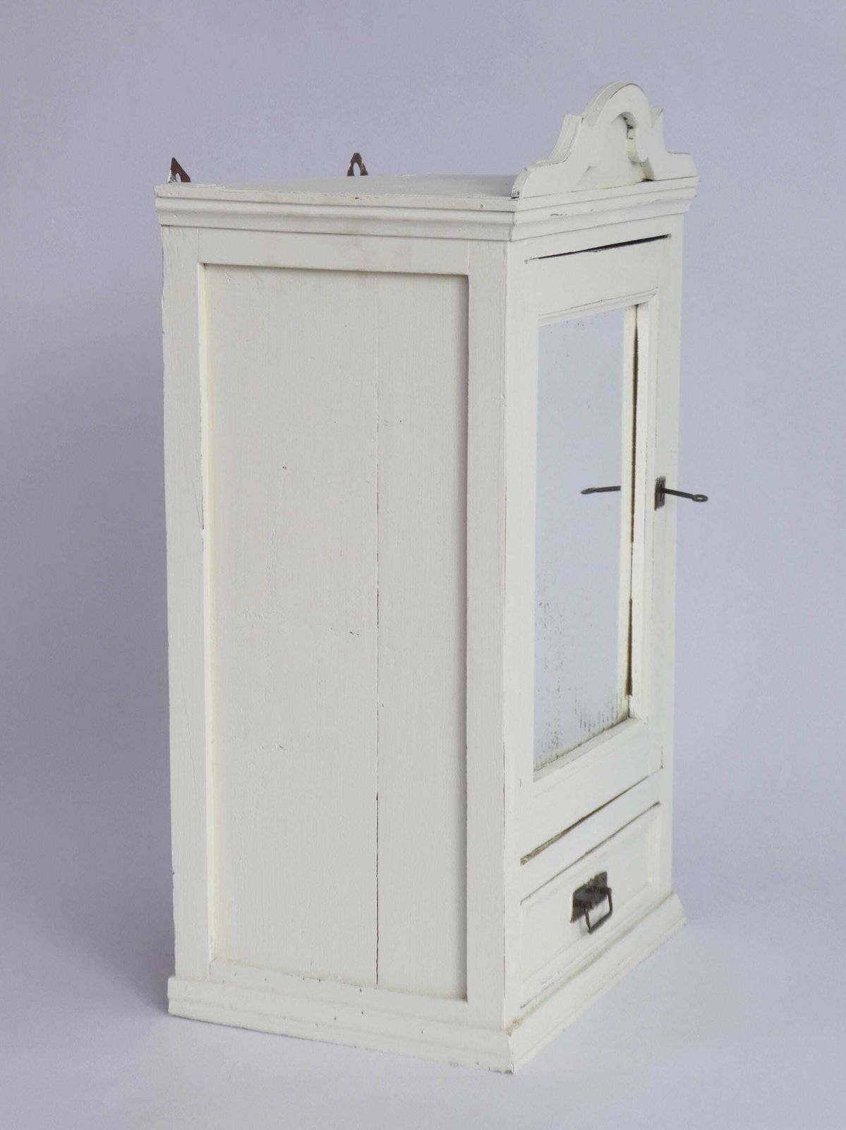 Antique Shabby Chic Wooden Wall Cabinet With Mirror In White Colour, Distressed Apothecary With Drawer And Shelf, Painted Medicine Cabinet photo vinterior