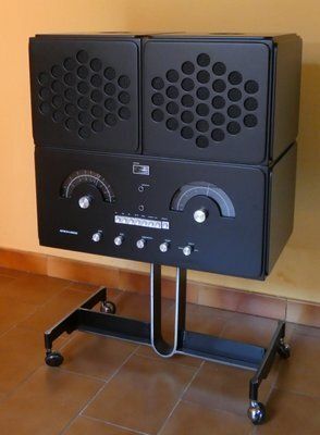 photo vinterior Radiophonograph Cubo Rr 126 Fo By F.Lli Castiglioni For Brionvega, 1971