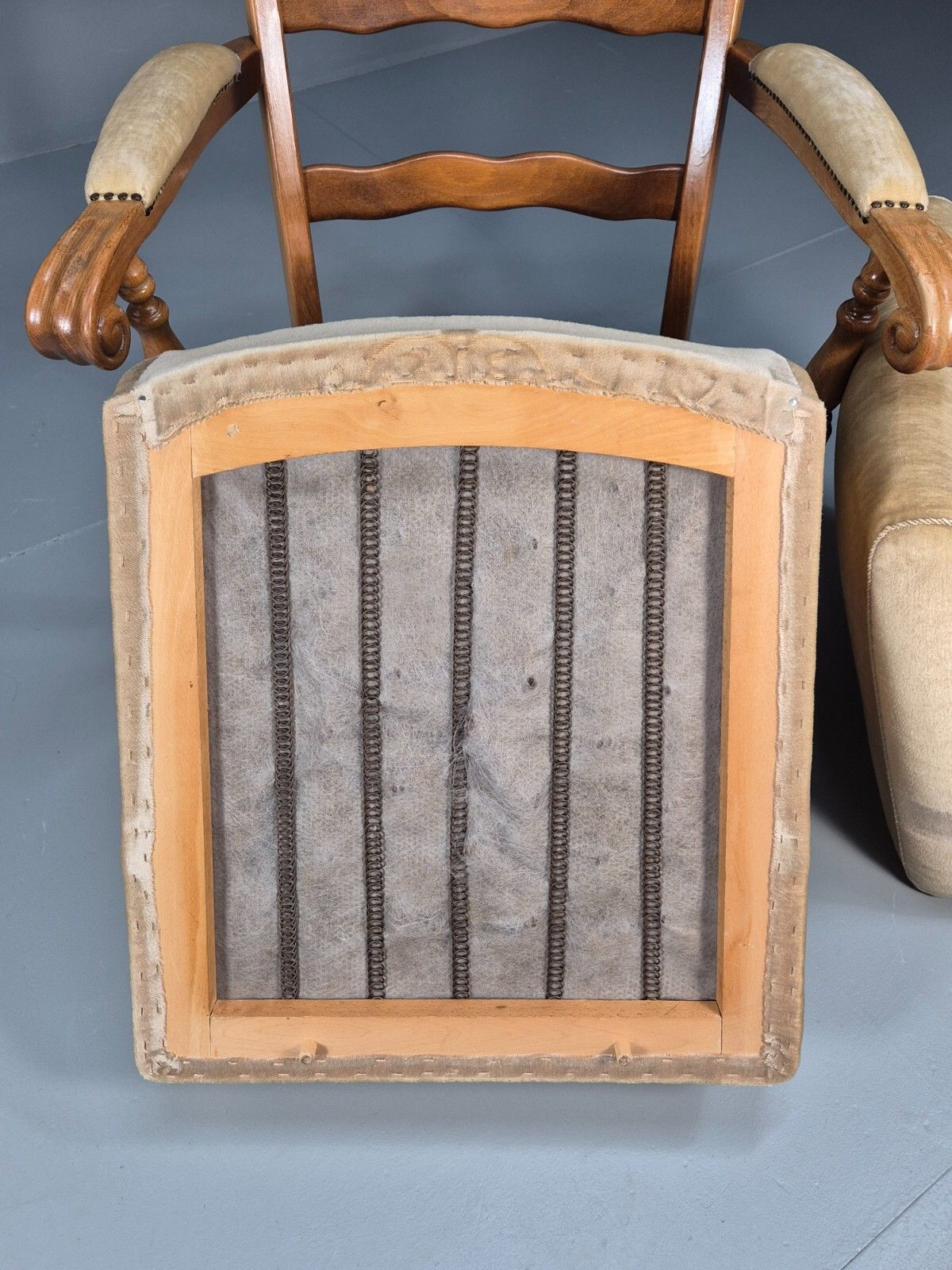 photo furniture Vintage Danish Oak Frame 1970s Lounge Chair Gold Floral Upholstery Eb9658 Vclo