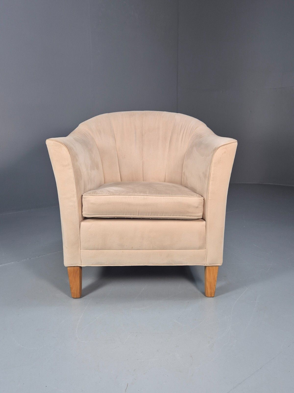 Mordern Danish Cream Faux Suede Tub Chair Beech Legs Eb9308 Mnor photo for sale