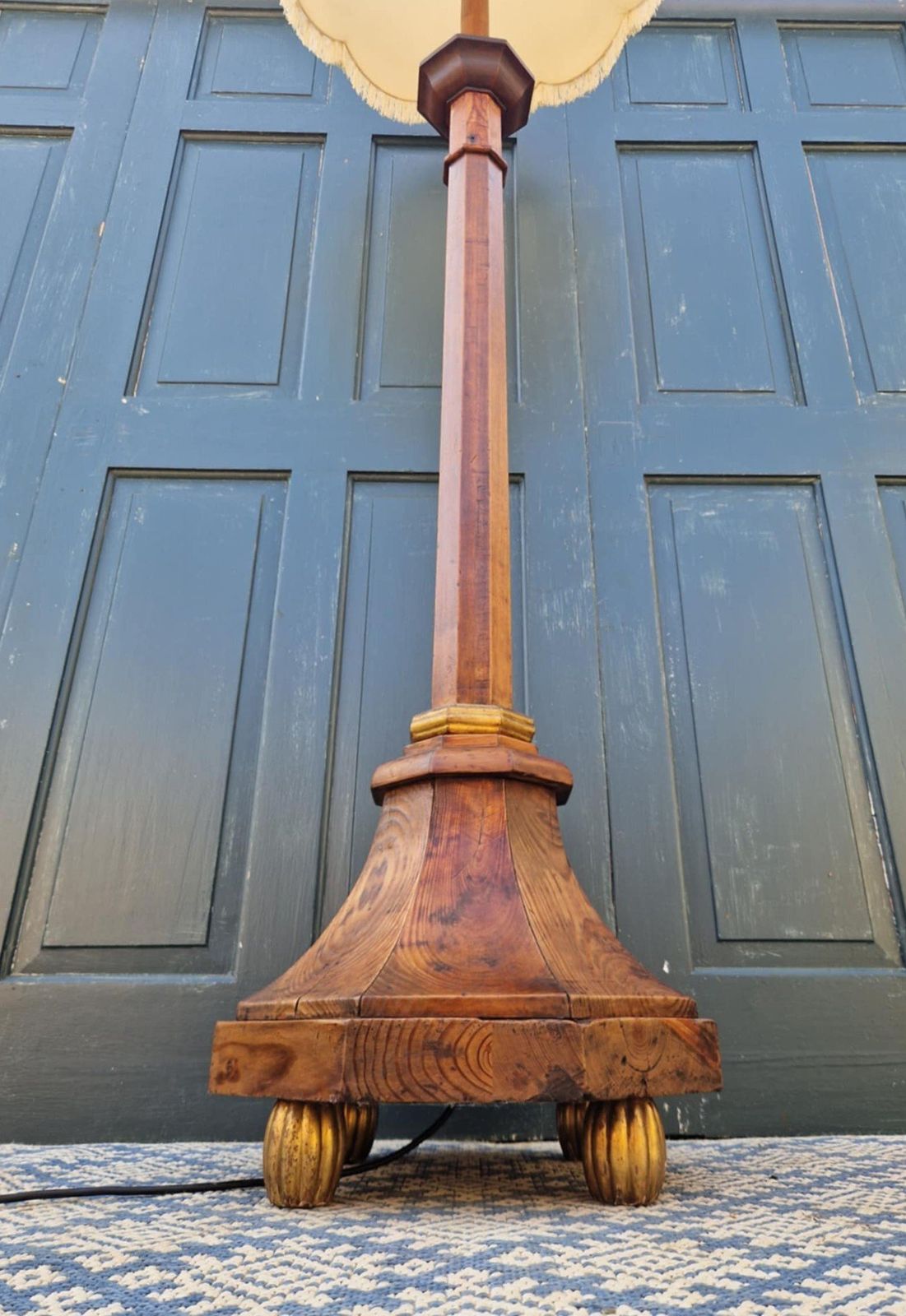 Octagonal Pine Torchere Standard Lamp photo Lighting