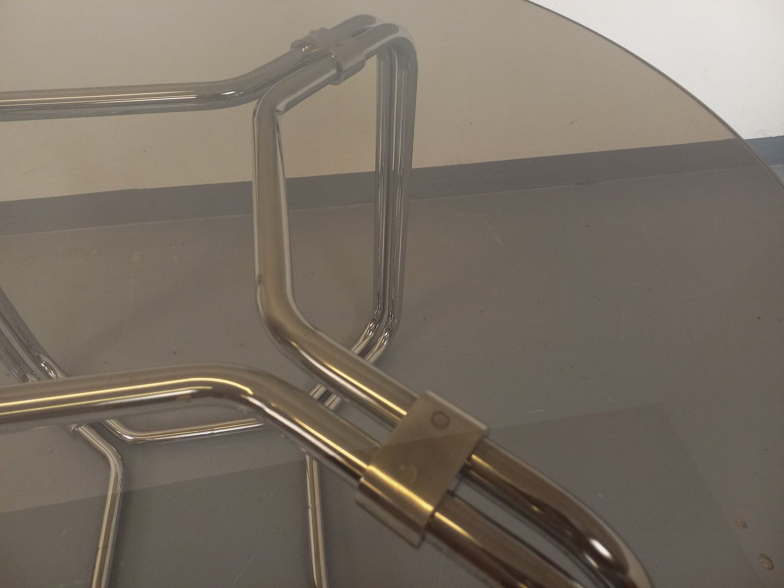 Furniture Space Age Round Table In Smoked Glass And Chrome Metal photo