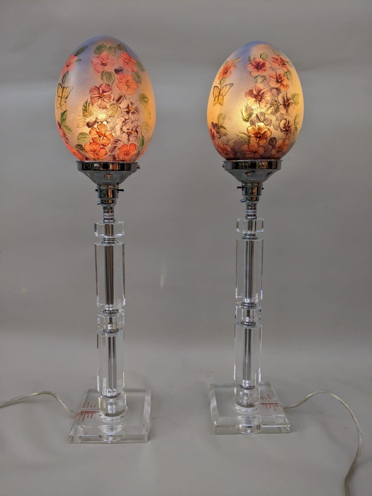 photo furniture Large Pair Glass Lamps In Crystal With Hand Painted Art Deco Shades