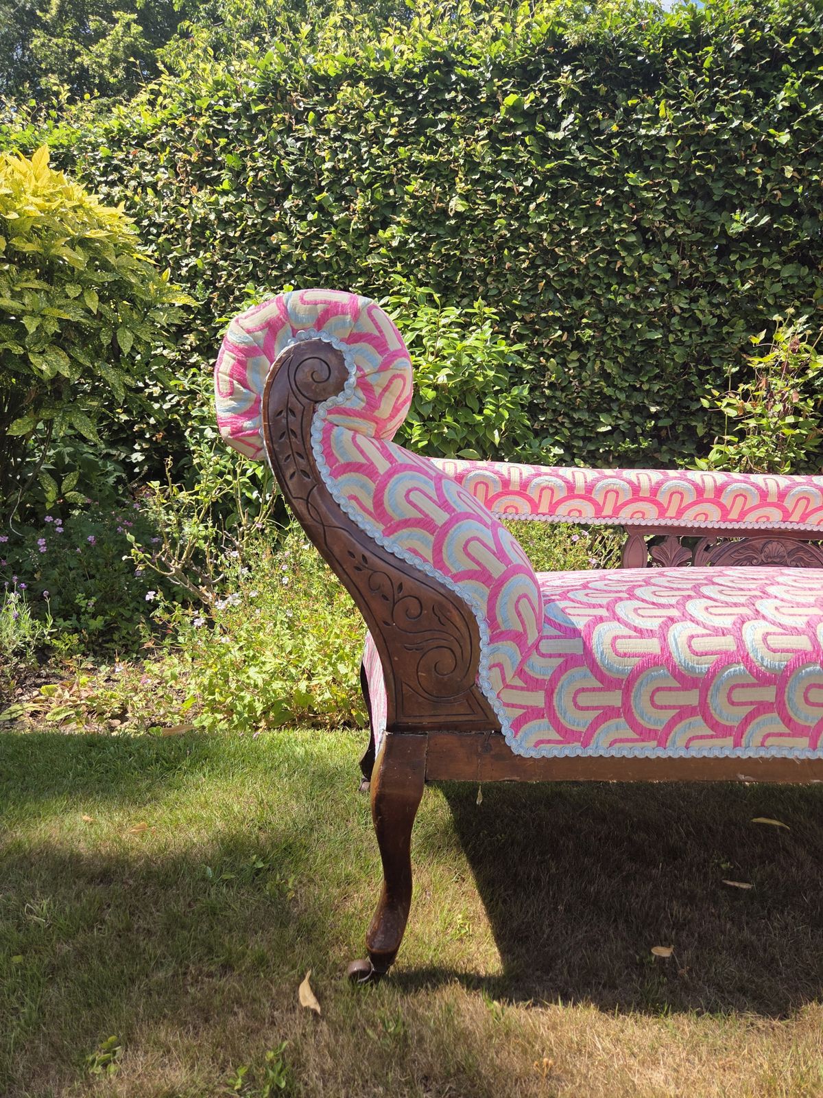Antique Chaise Longue With Pink & Blue Velvet Upholstery photo for sale