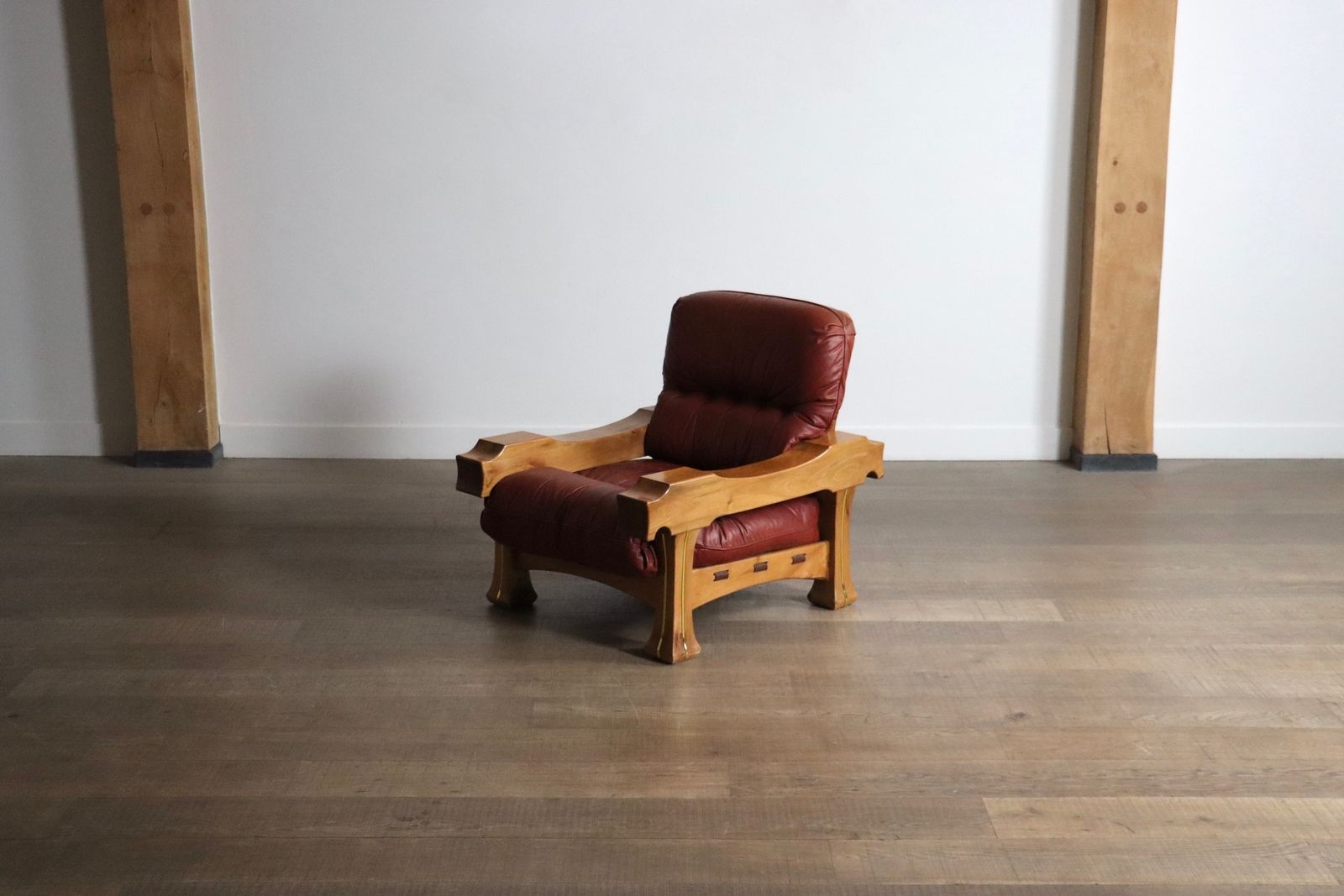 1850.0 Hussar Lounge Chair By Luciano Frigerio, Italy 1970s photo