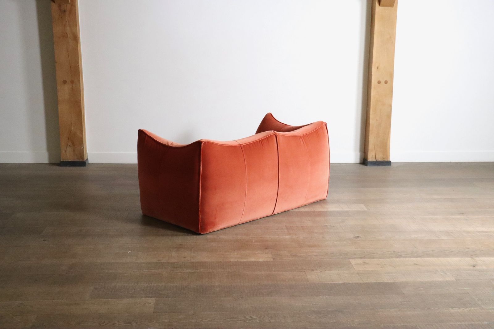 photo furniture Le Bambole Sofa In Coral Velvet By Mario Bellini For B&B Italia, 1970s