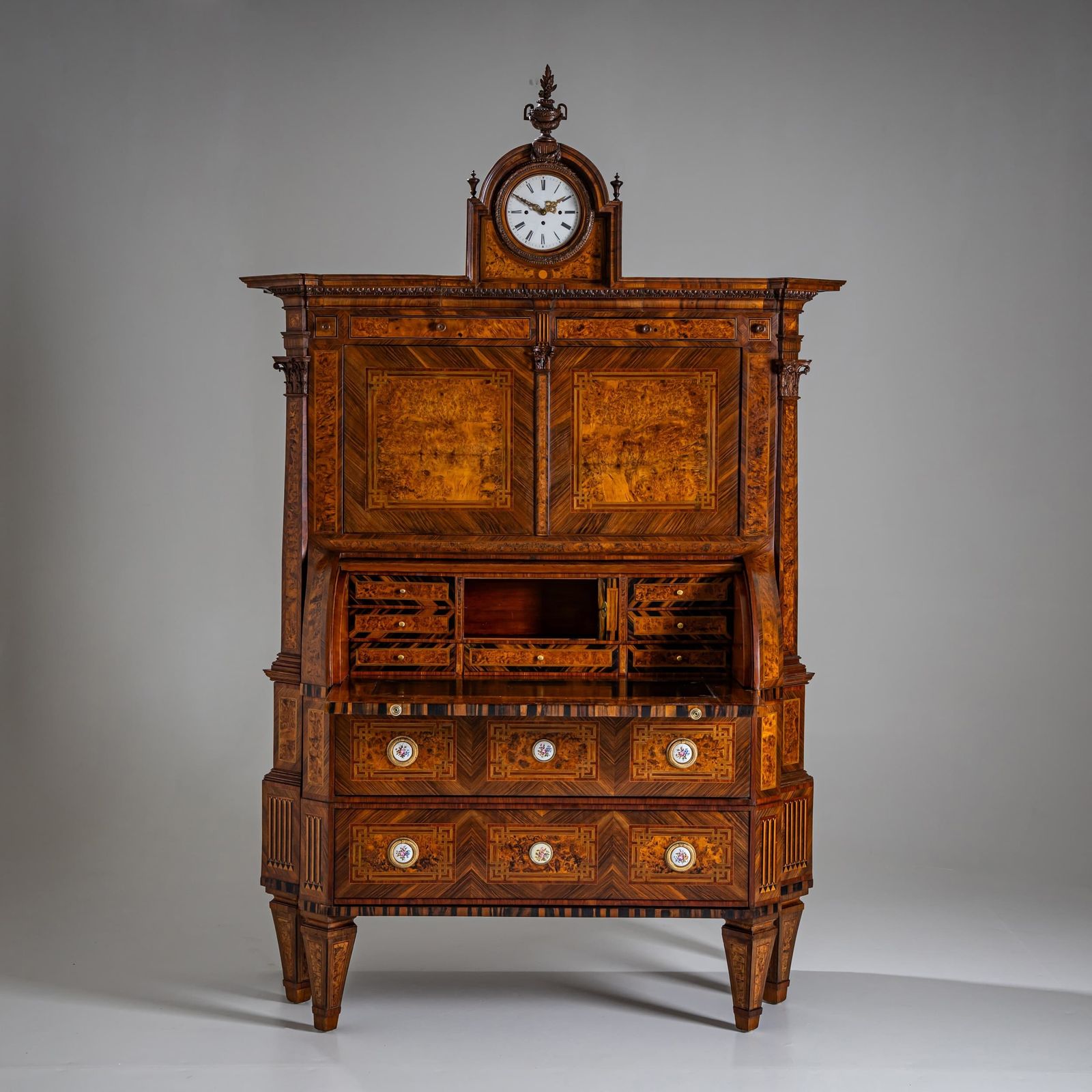 photo furniture Neoclassical Cylinder Secretary Desk With Clock, Circa 1780