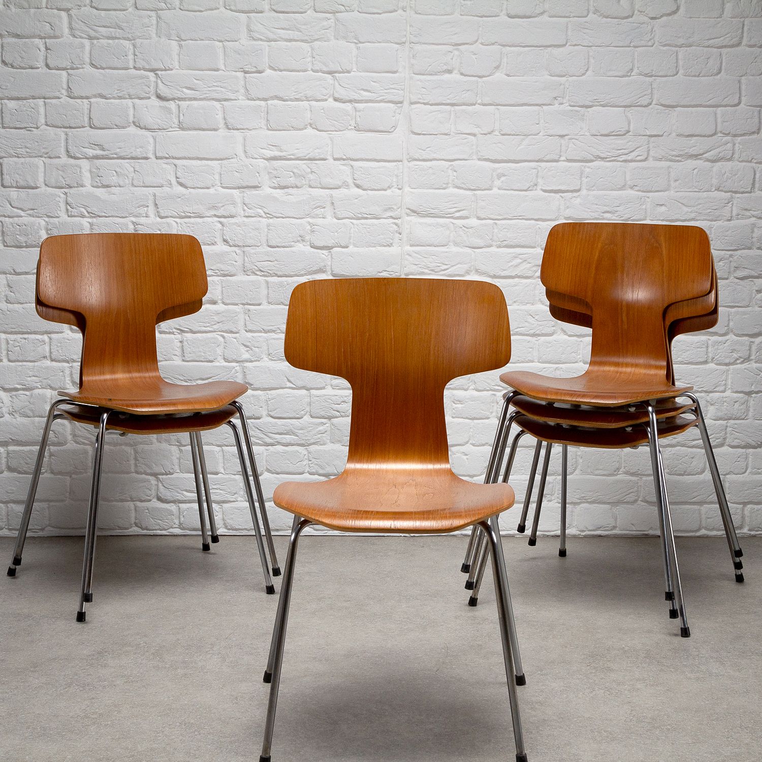 photo vintage Set Of 6 Model 3103 Mid Century Hammer Chairs By Arne Jacobsen, Denmark