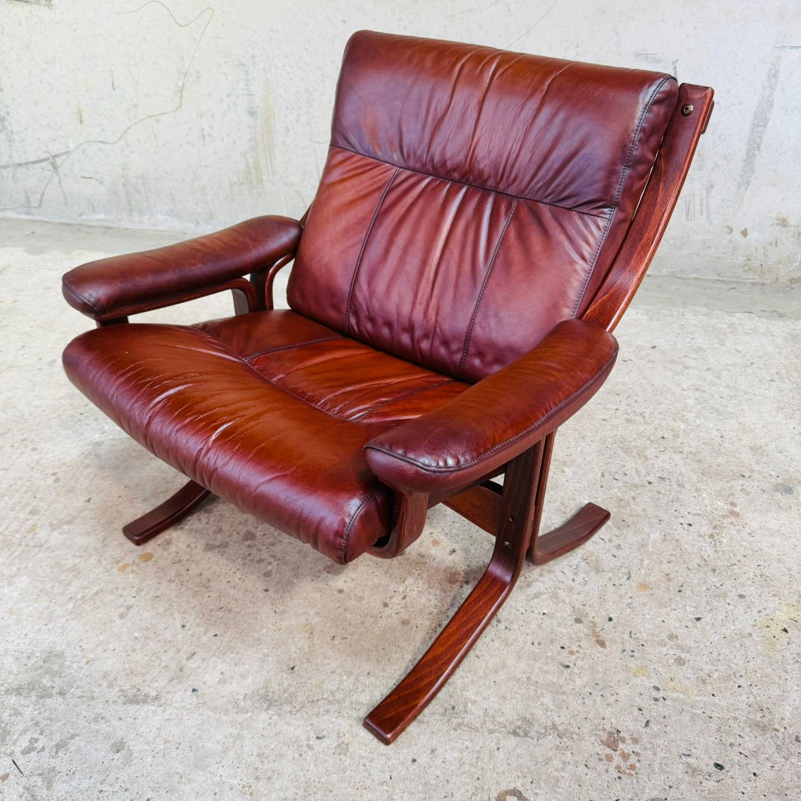 photo for sale Norwegian 1970s Vintage Tan Leather Bentwood Chair #A650