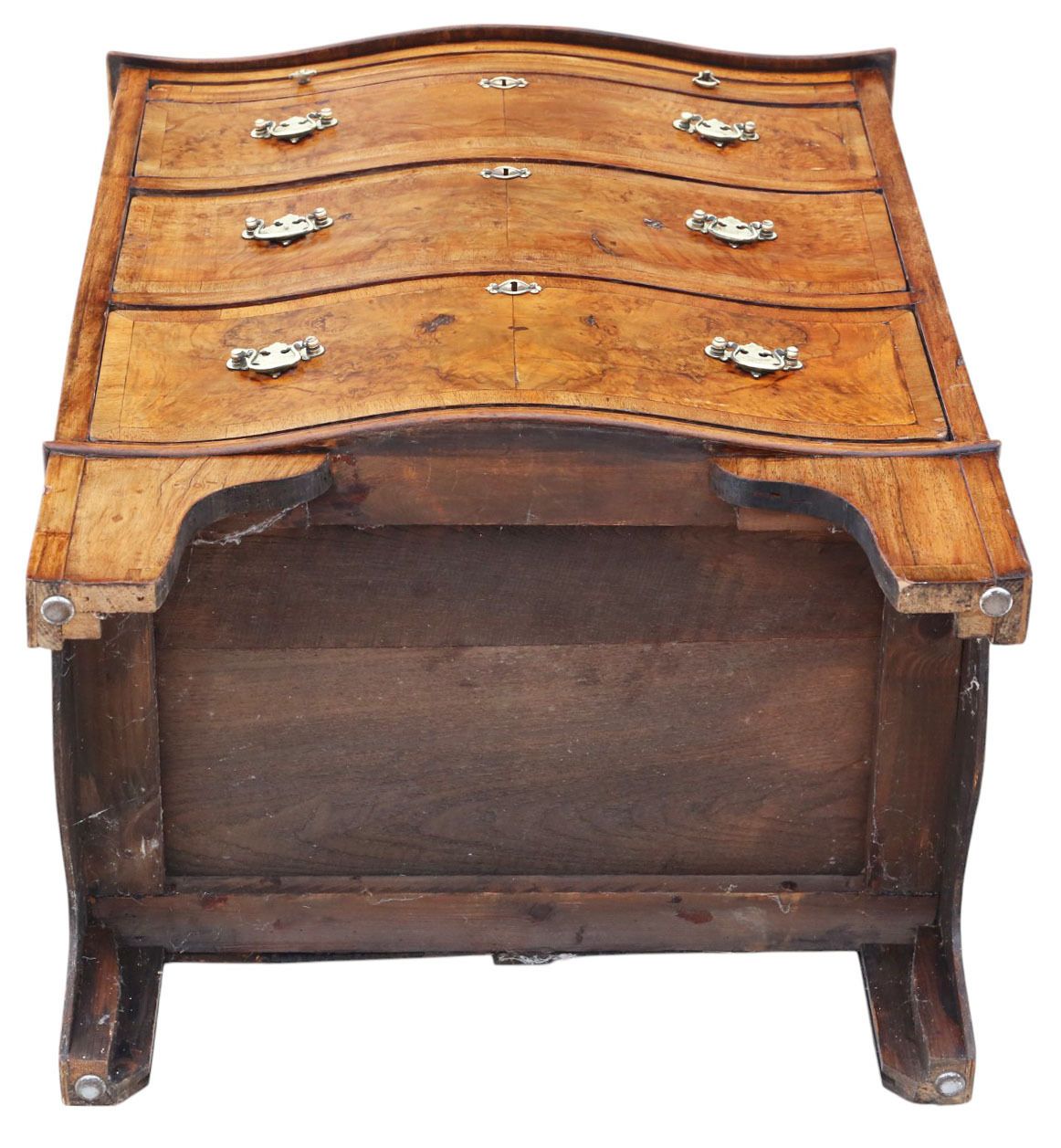 photo furniture Antique C.1920 Georgian Revival Burr Walnut Serpentine Chest Of Drawers – Fine Quality With Brushing Slide