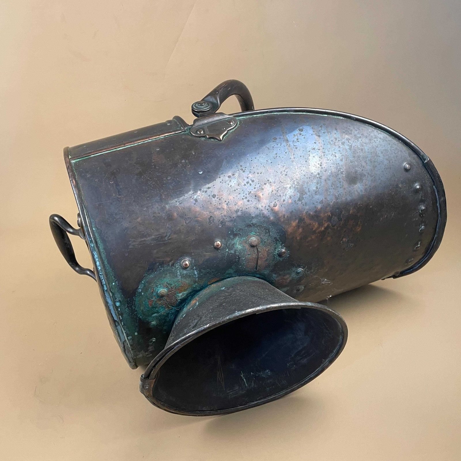 photo furniture Antique Metal Dark Copper Coal Bucket Handle Fireside Fire Side Scuttle Log Helmet Farmhouse Cottage Aged Patina Vintage Fireplace Bronze