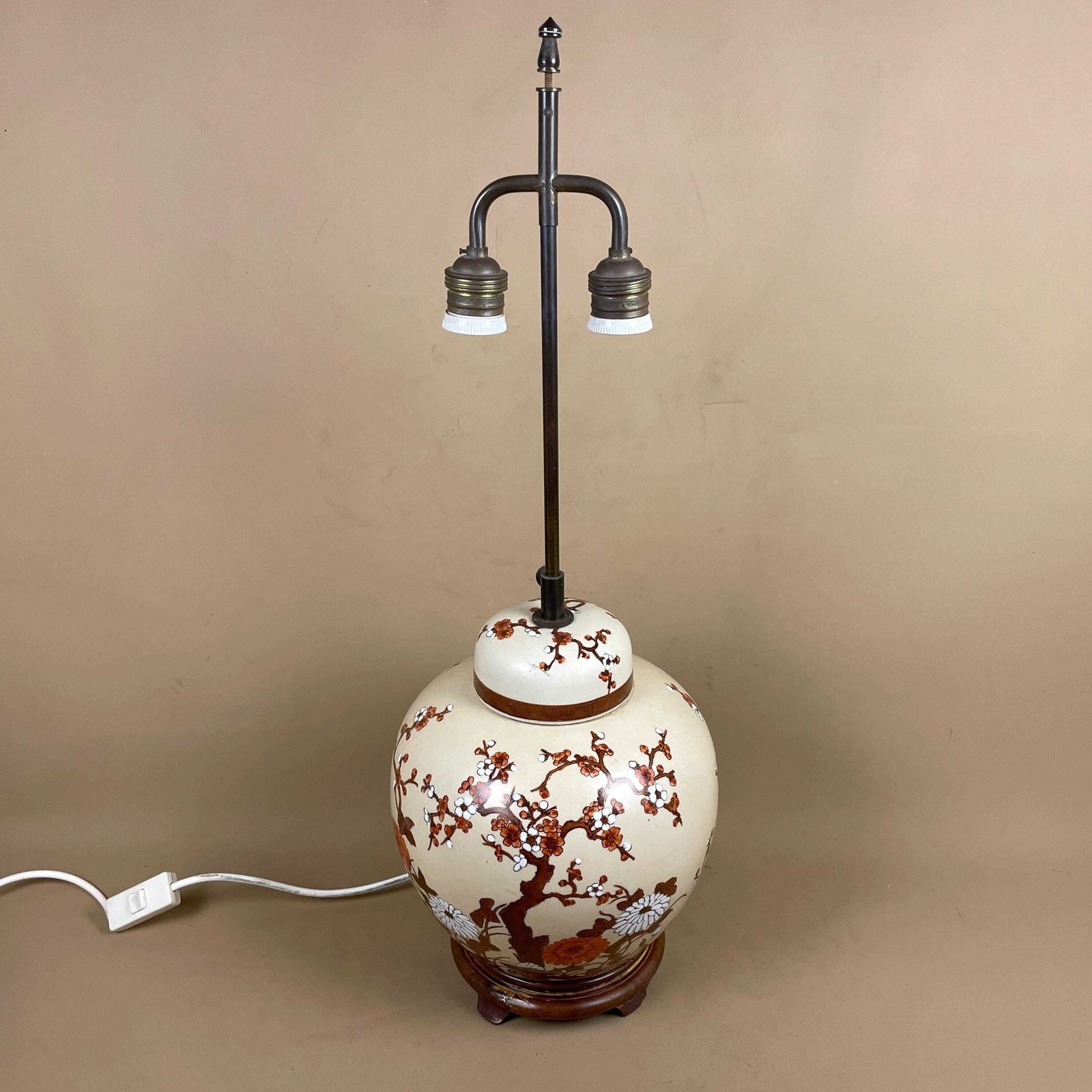 Antique Oriental Ceramic Lamp Floral Table Light Cream Wooden Base Chinese Double Bulb With Cream Cylinder Shade photo vinterior