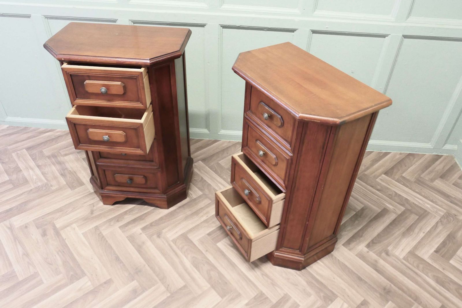 A Pair Of Arts And Crafts Style 4 Drawer Chest Of Drawers, Night Tables photo 900.0