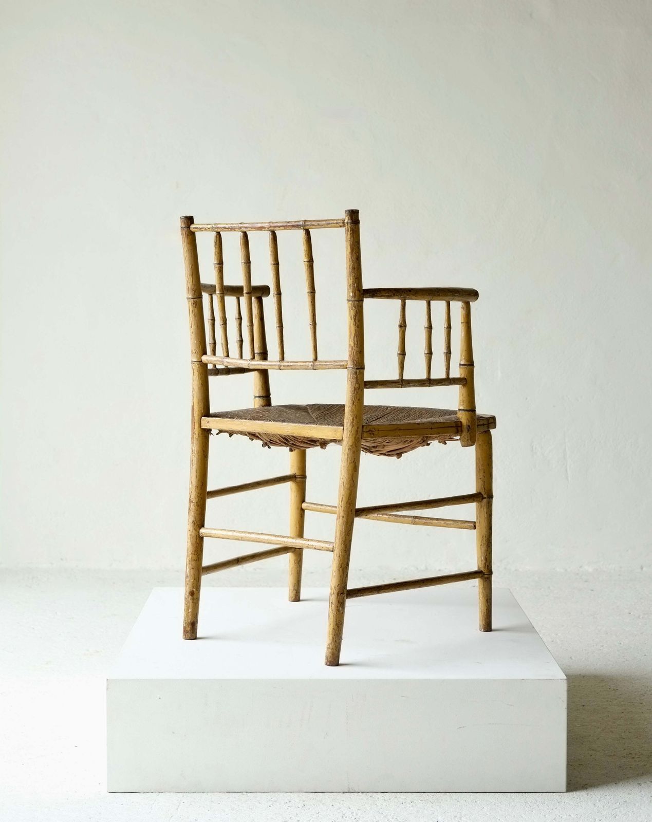 photo furniture 19th Century Faux Bamboo Sussex Chair