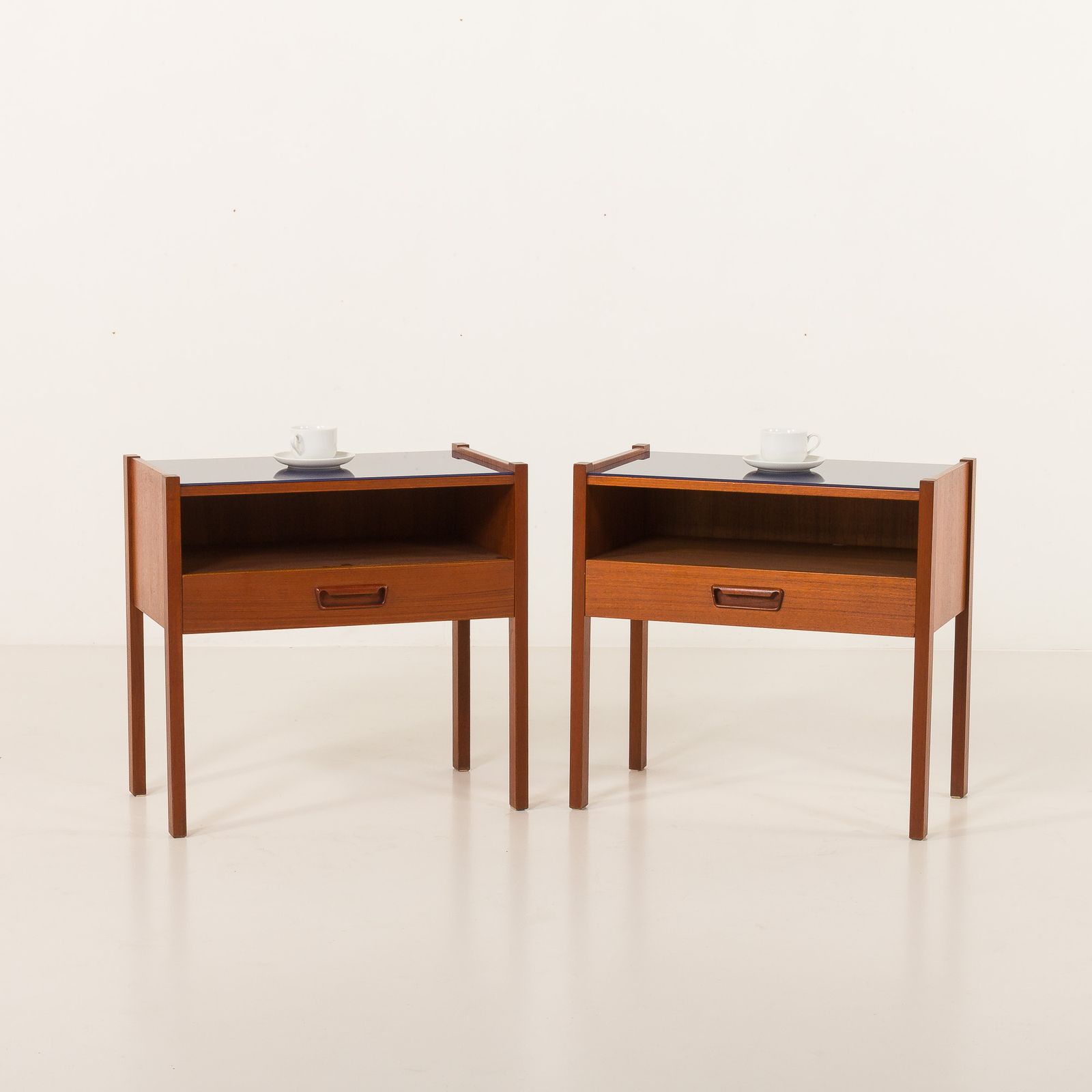 Italian Mid Century Bedside Tables, Vintage Nightstands, 1960s