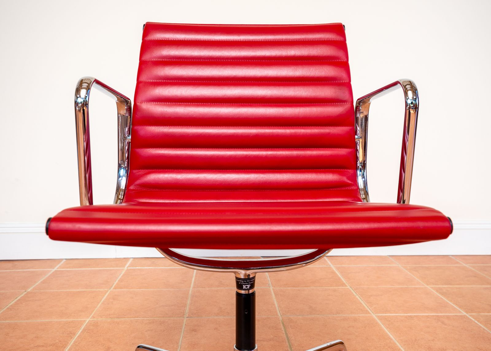 Eames Ea108 Armchair By Icf 1 Of 4 Mcm 1970s Swivel Red Leather Chrome Aluminium Mid Century Executive Office Conference Chair photo 1850.0