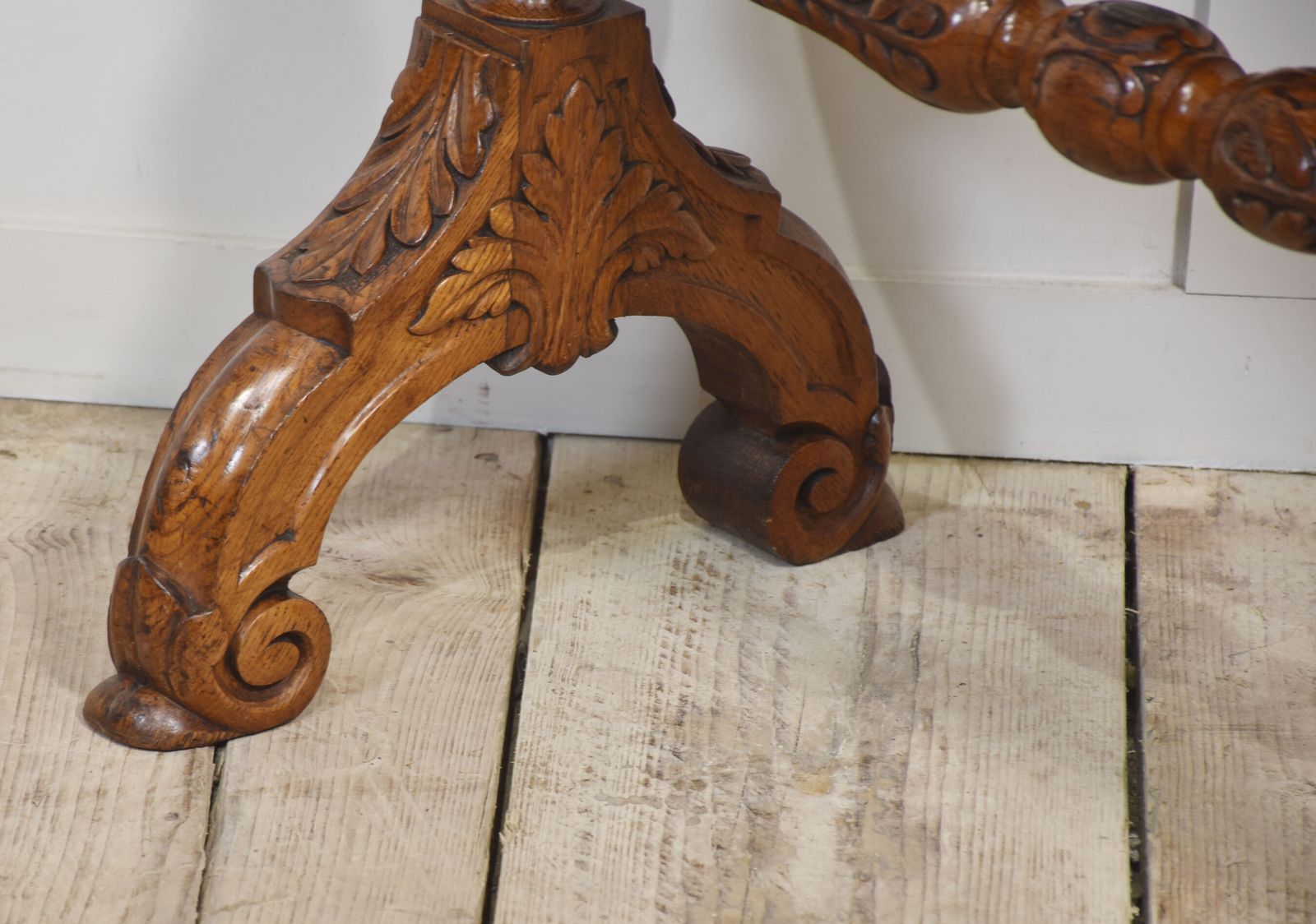 Oak Framed Dinner Gong photo Home Decor