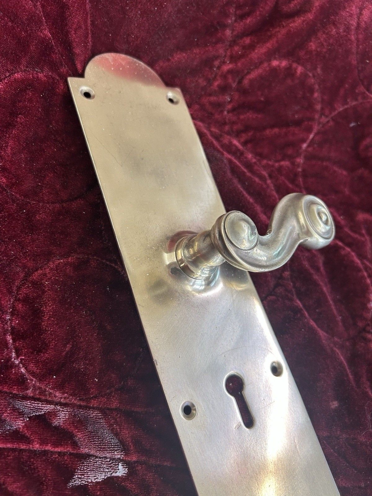 Large Antique Brass Door Handle Old Victorian Period Reclaimed Metal Nouveau Art photo vinterior