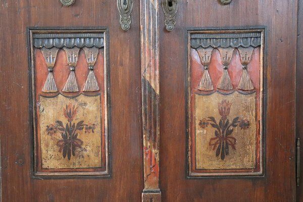 photo furniture Antique Tyrolen Wardrobe In Pine, 1800s