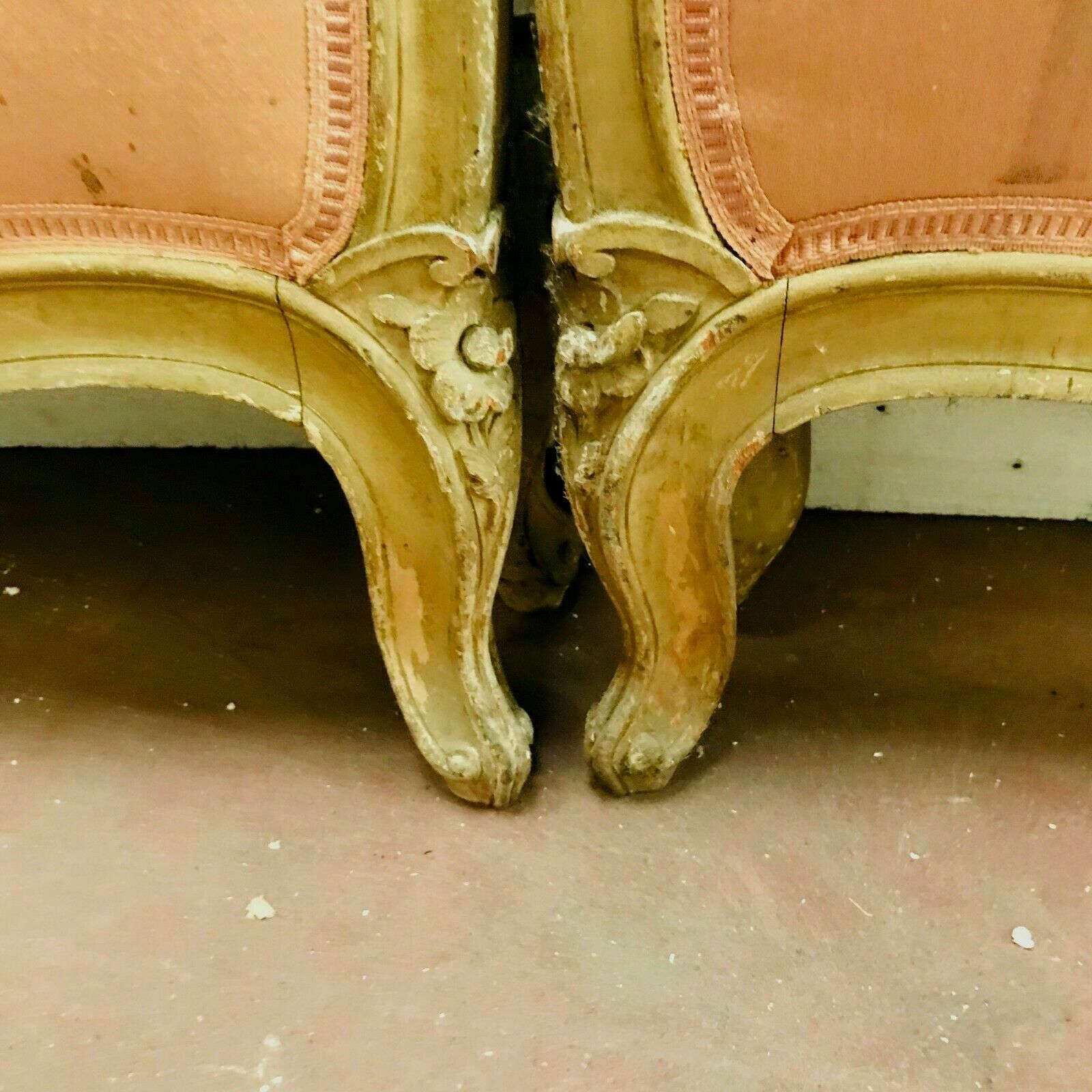 Paire De Lits De Style Louis XV En Bois Patiné XX Siècle photo for sale