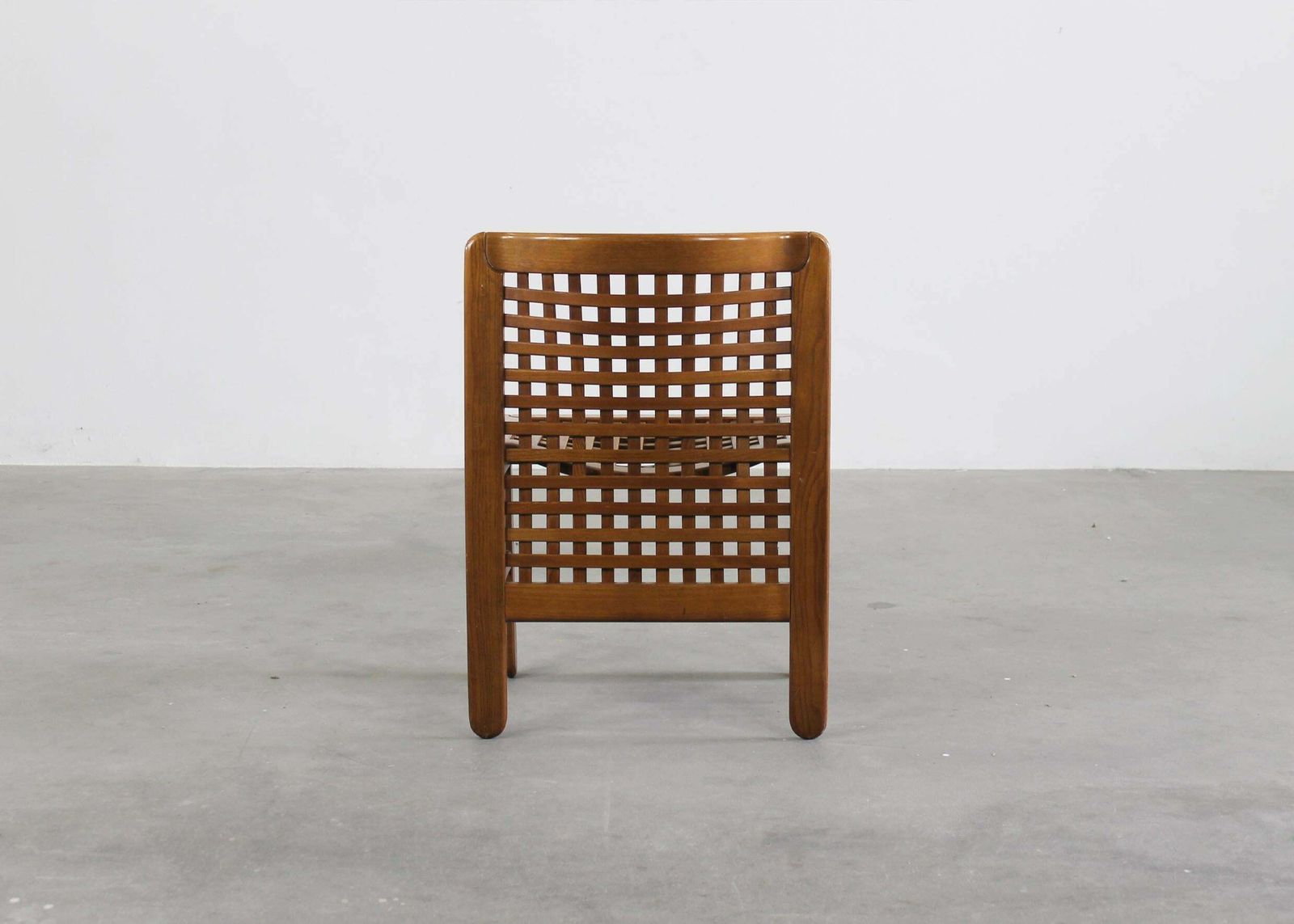 photo furniture Titina Ammannati & Giampiero Vitelli Six Transenna Chairs By Pozzi And Verga 70s