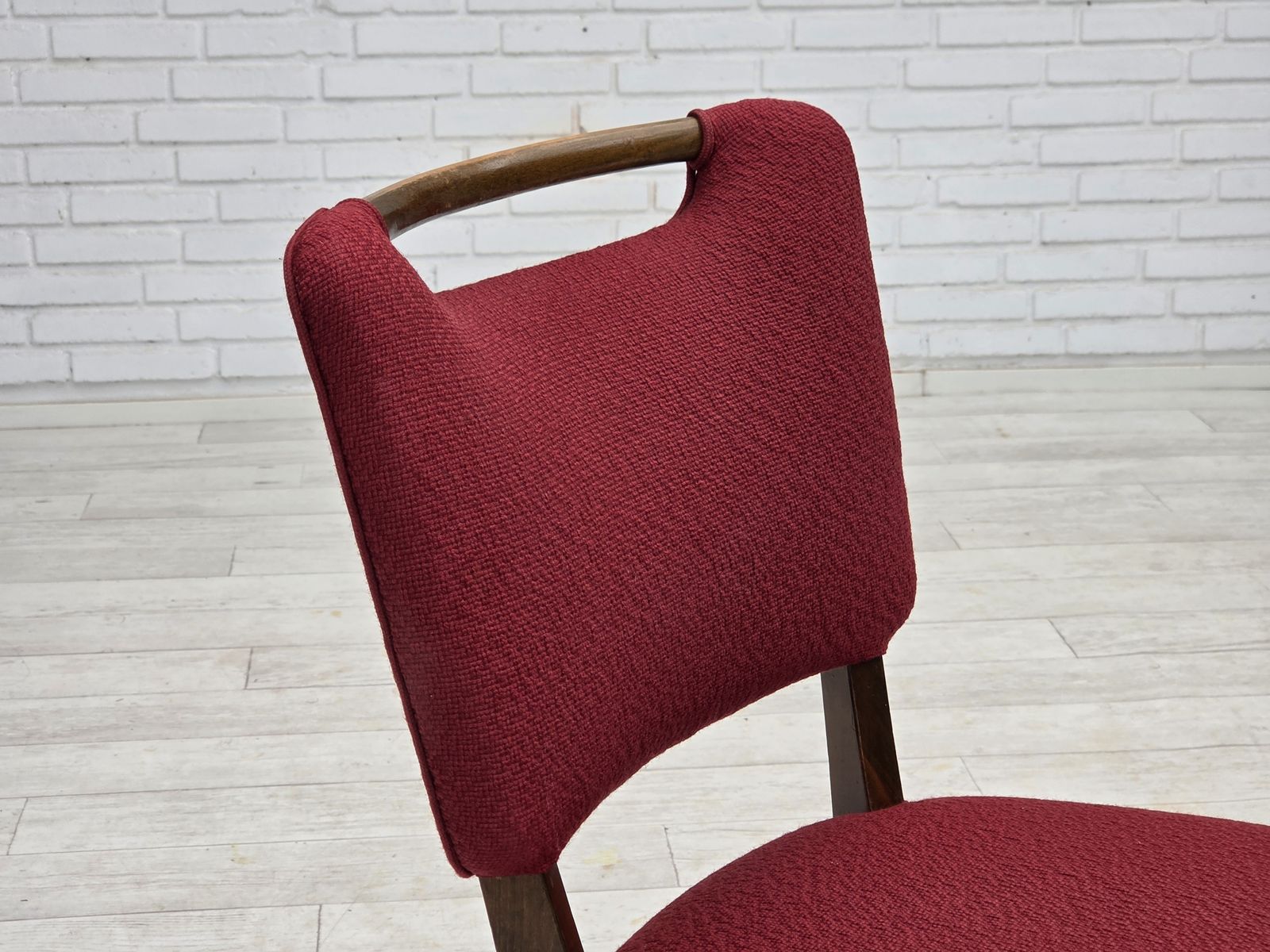 photo vinterior Jaren 1960, Set Van 6 Deense Eetkamerstoelen Van Slagelse Møbelværk, Meubelwol, Beukenhout.