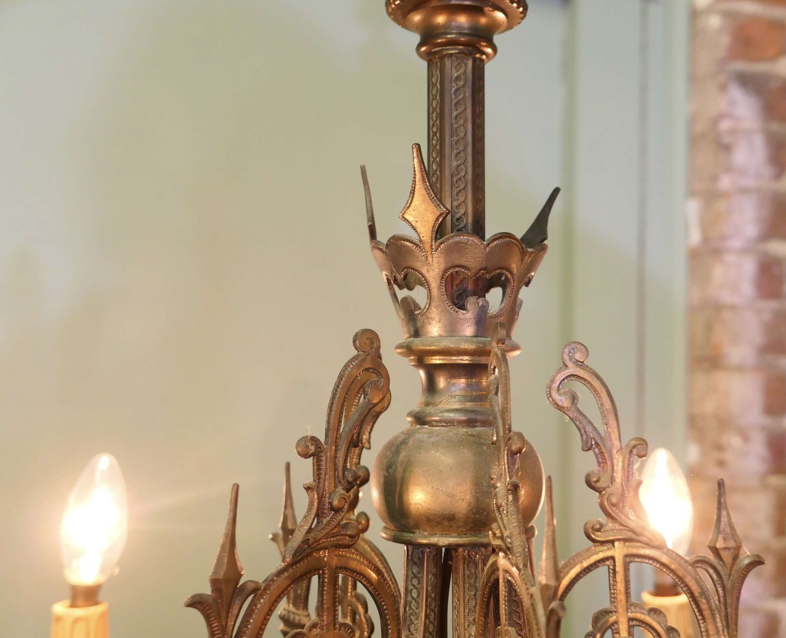 Gothic Gilded Brass 5 Branch Chandelier photo vinterior