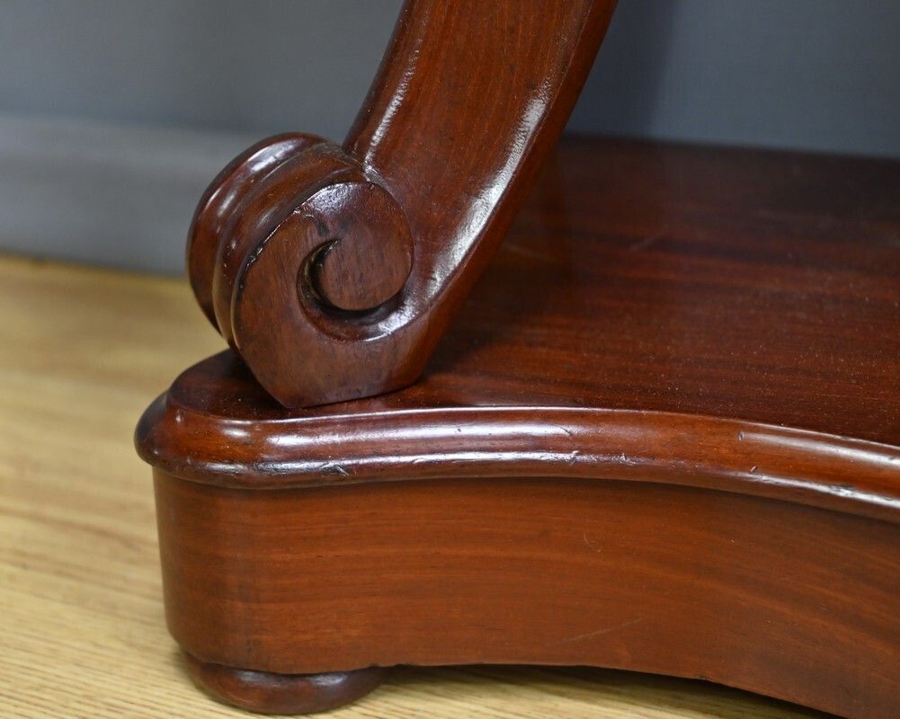 photo vintage Mahogany Console, Napoleon III Period – Part 2 Of The 19th Century