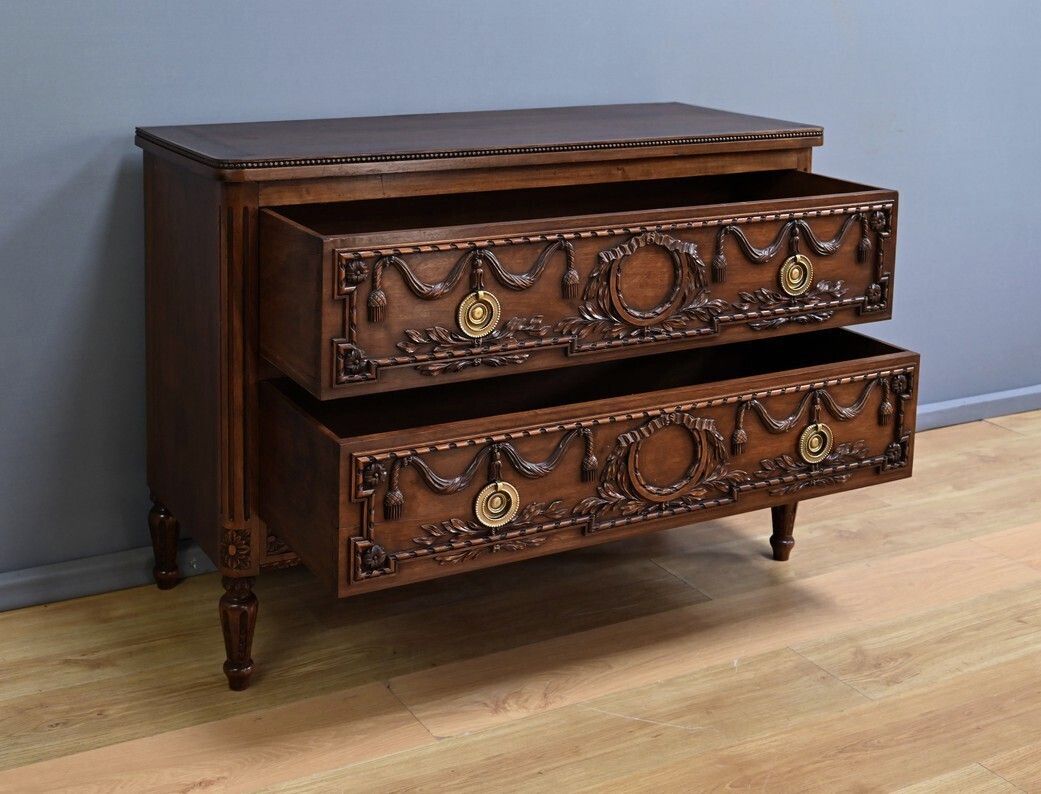 photo vintage Walnut Chest Of Drawers, Louis XVI Style – Mid 20th Century