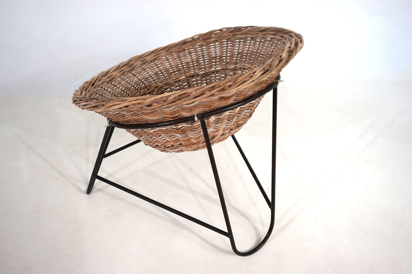 photo vintage Rattan Lounge Chair, 1960