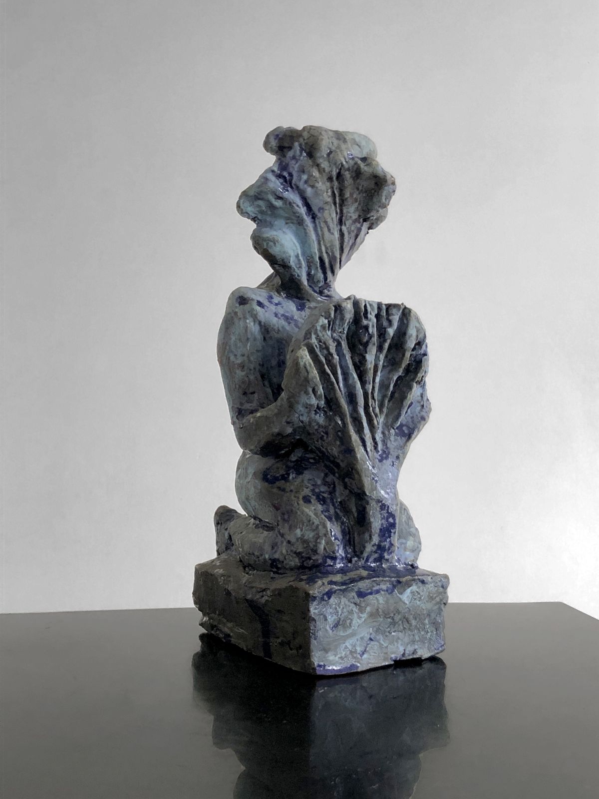 1990 Women Praying Ceramic Sculpture Shabby Chic Classic Yoga Spiritualite photo vinterior