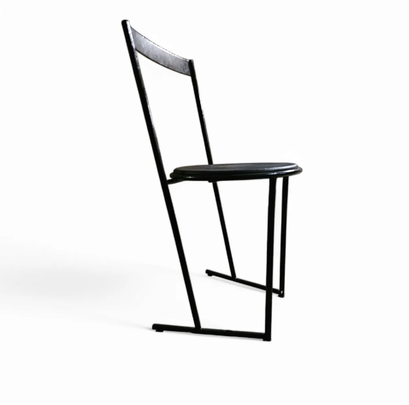 Emilio Nanni Musmé  Postmodern Chair For Fly Line  1984