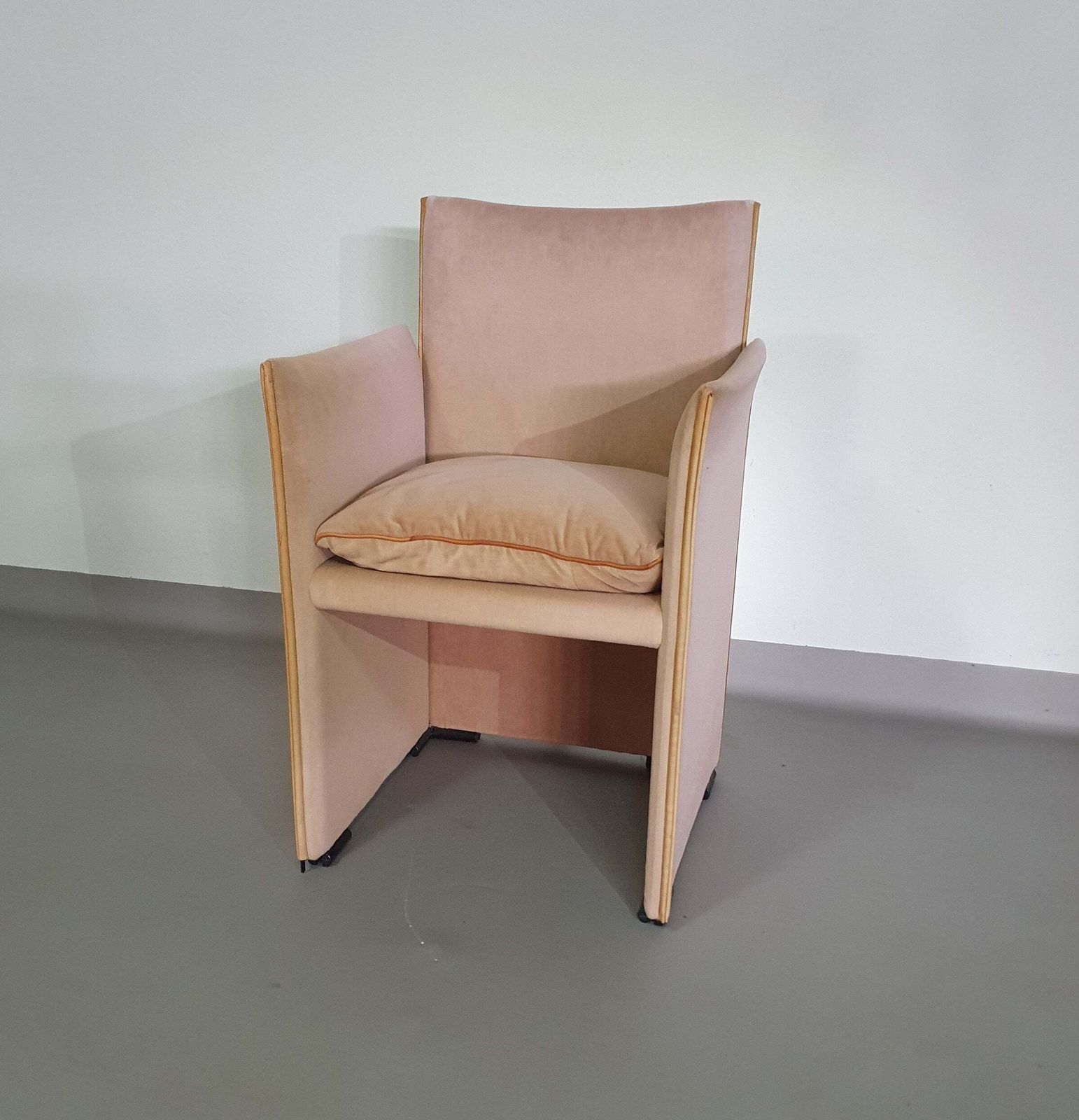 Furniture Set (6) By Mario Bellini 401 Break Chairs For Cassina, 1990s photo