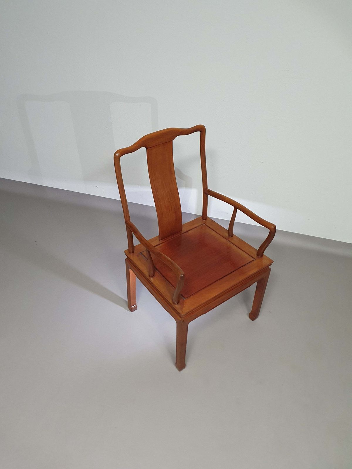 Vintage Chinese Ming Rosewood Chair. photo 738.0