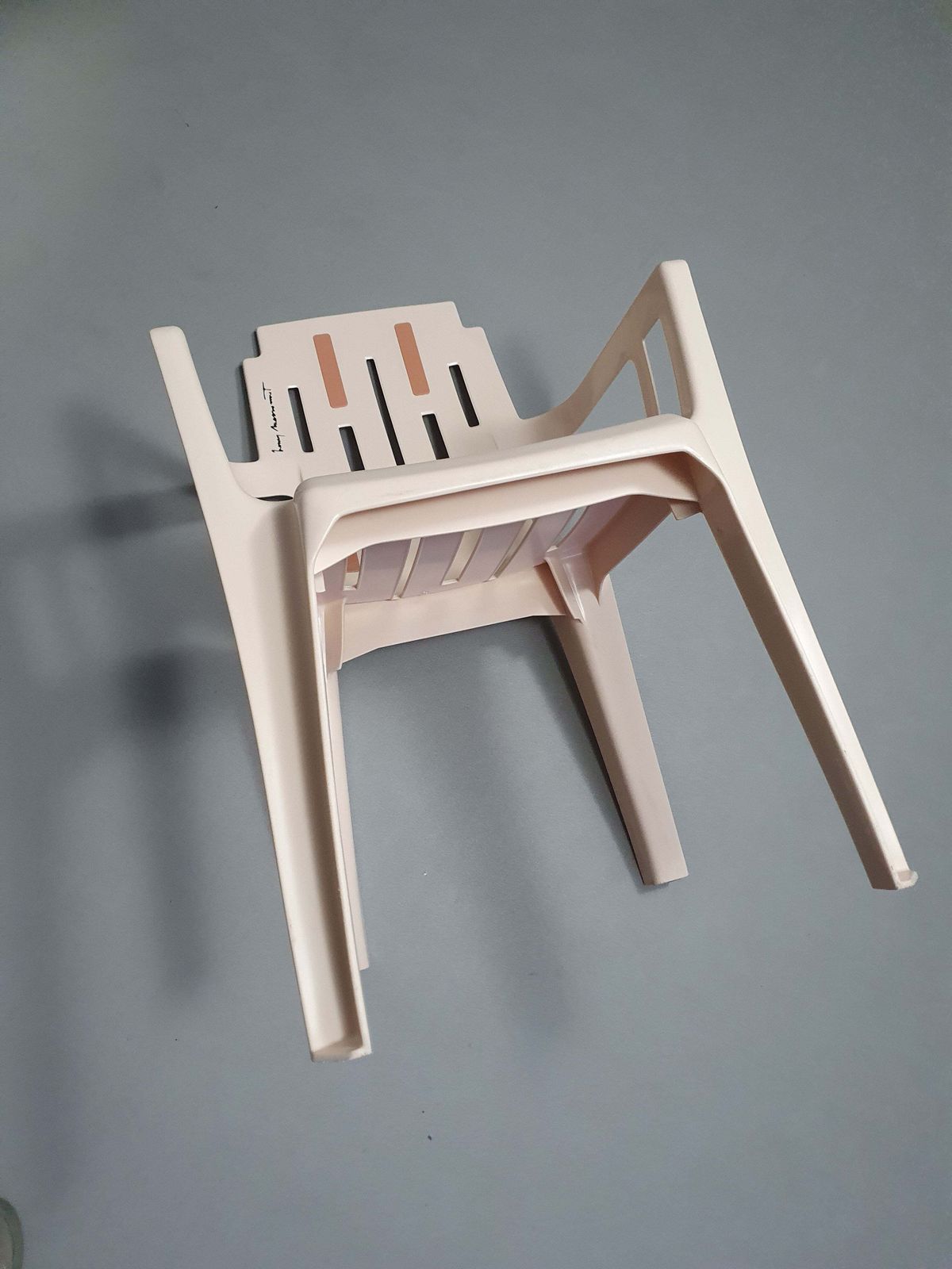 18 Mambo Garden Chairs By Pierre Paulin photo 1794.0