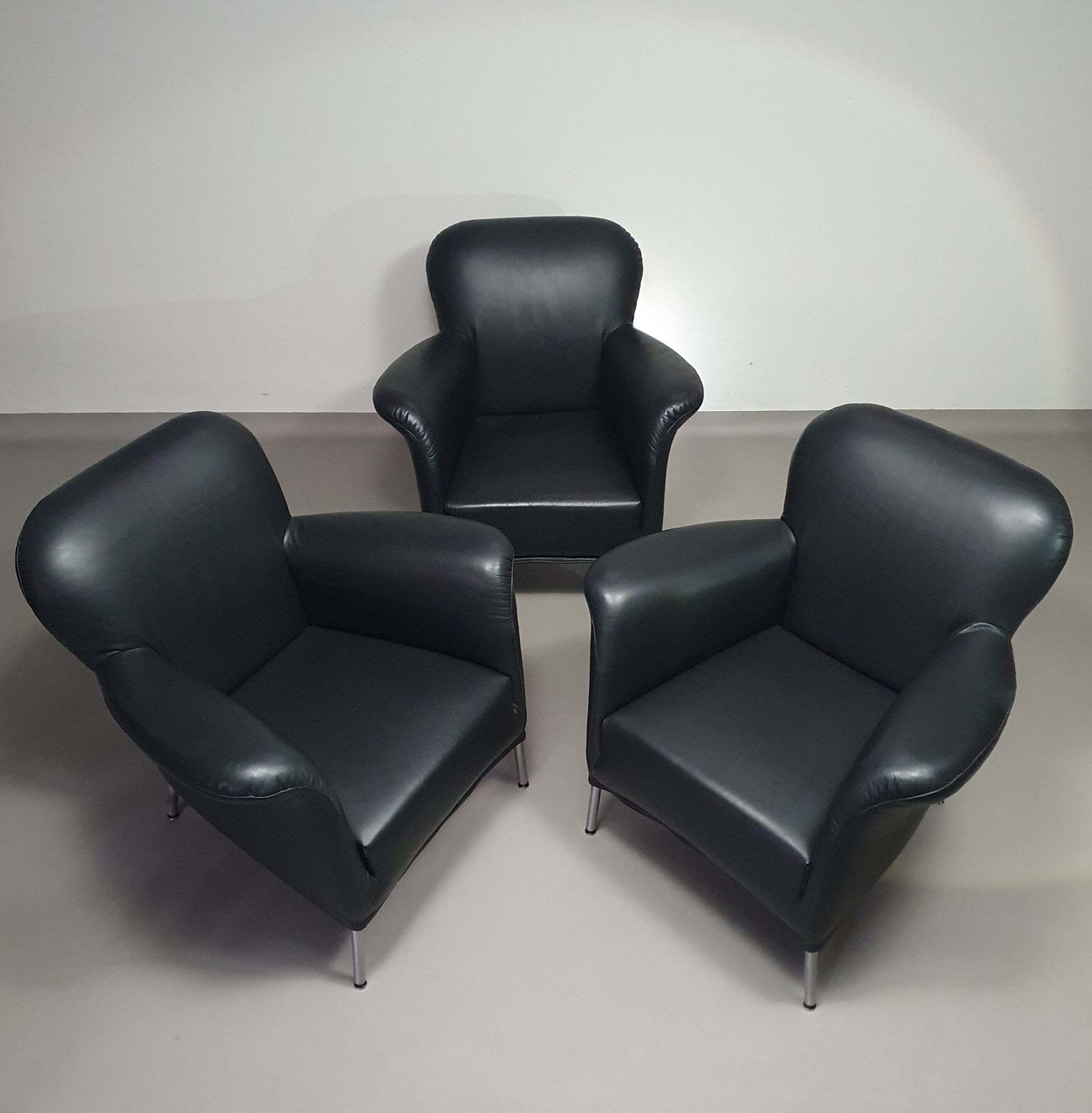 photo furniture 3 X Rare Fauteuil/ Model Turn /Black Leather / Bert Plantagie In Mint Condition.