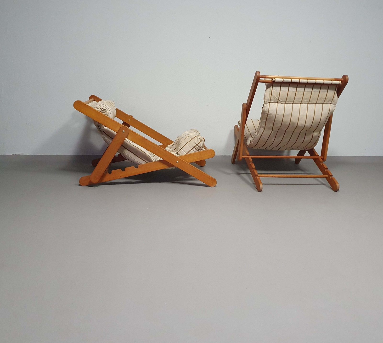 photo furniture 2 X Kon Tiki Lounge Chairs 1986 Gillis Lundgren For Ikea