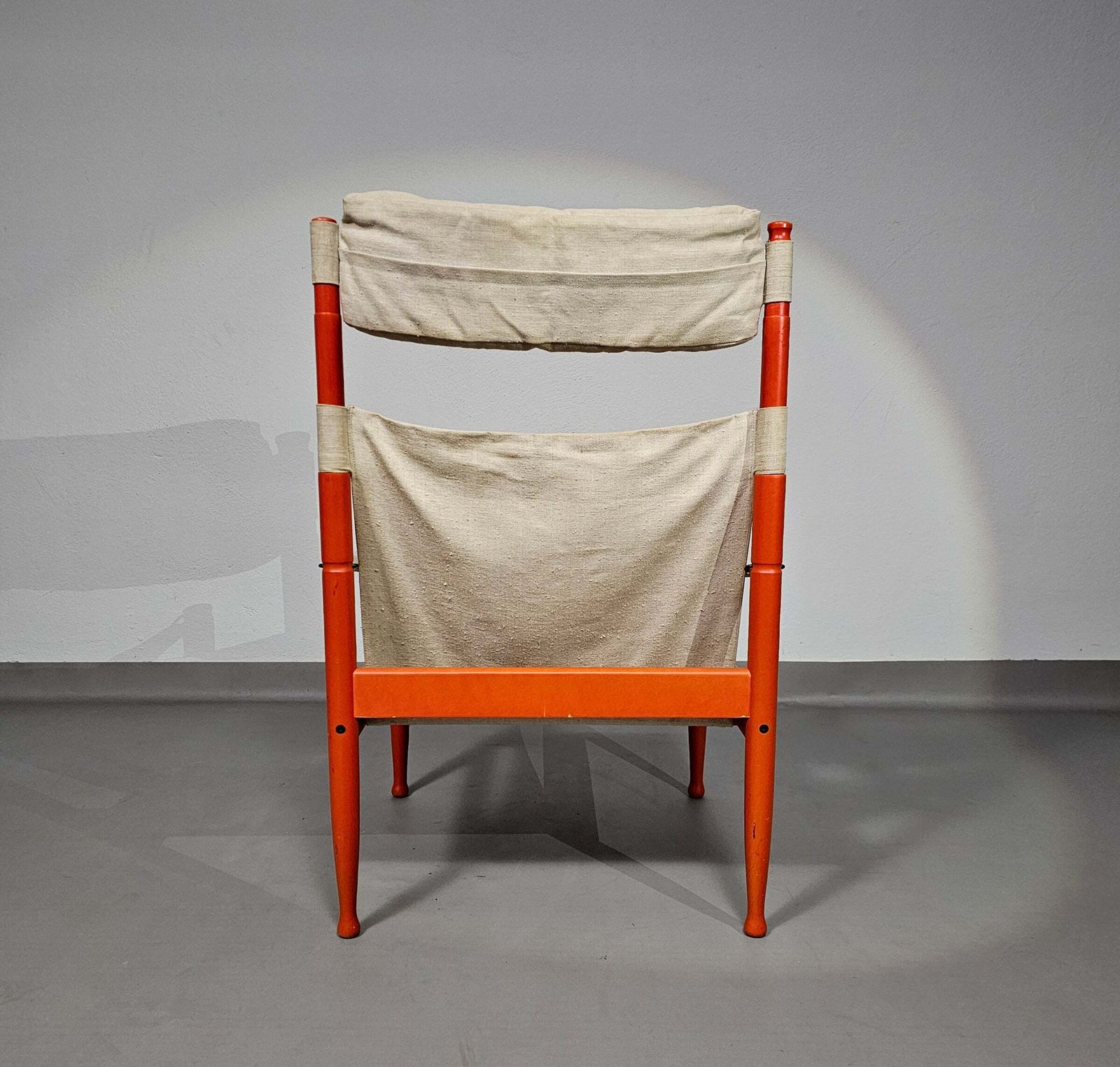 photo vinterior Safari Lounge Chair, Model 30, Designed By Erik Worts And Manufactured By Niels Eilersen, Denmark 1960.