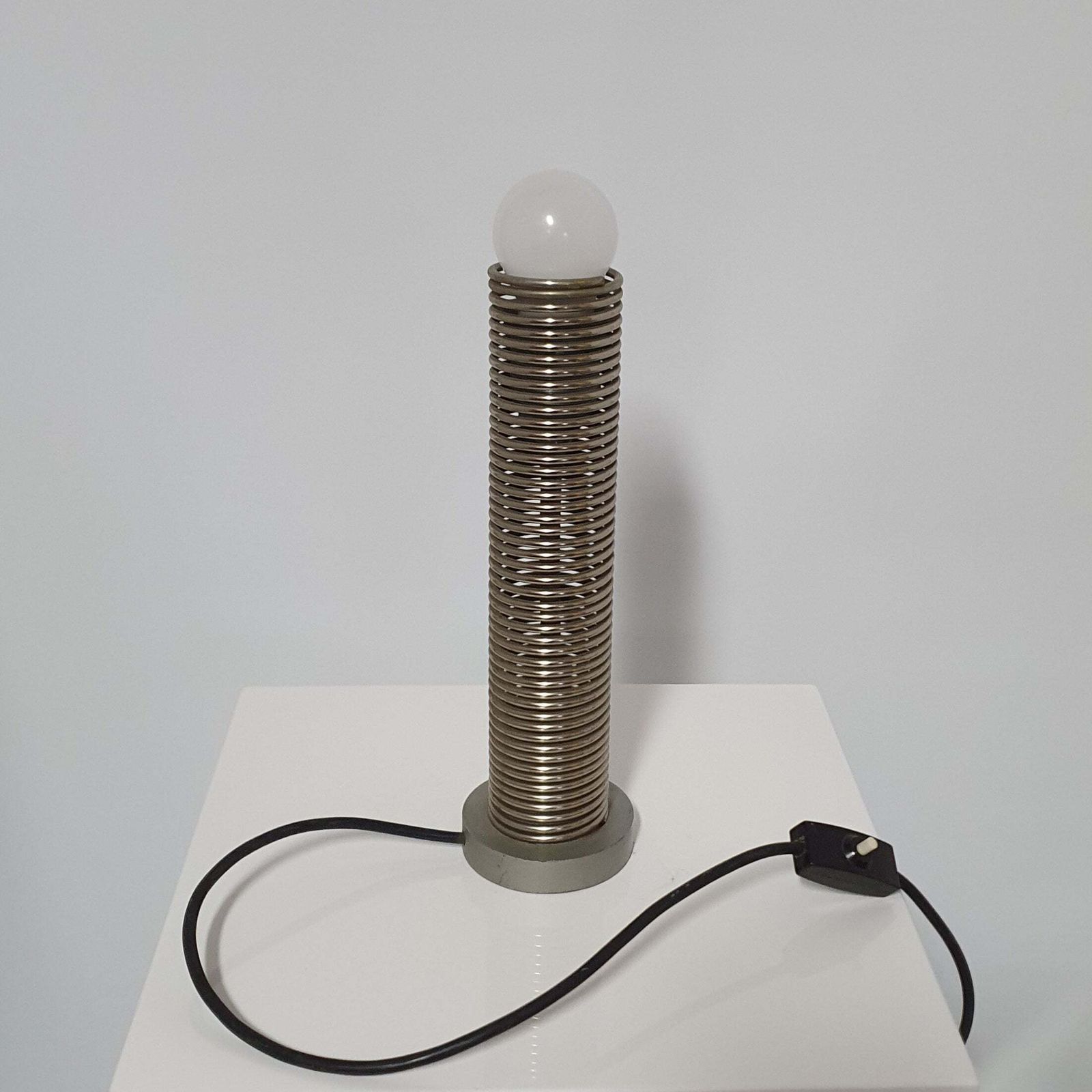 photo buy Spring Adjustable Table Lamp 1970's