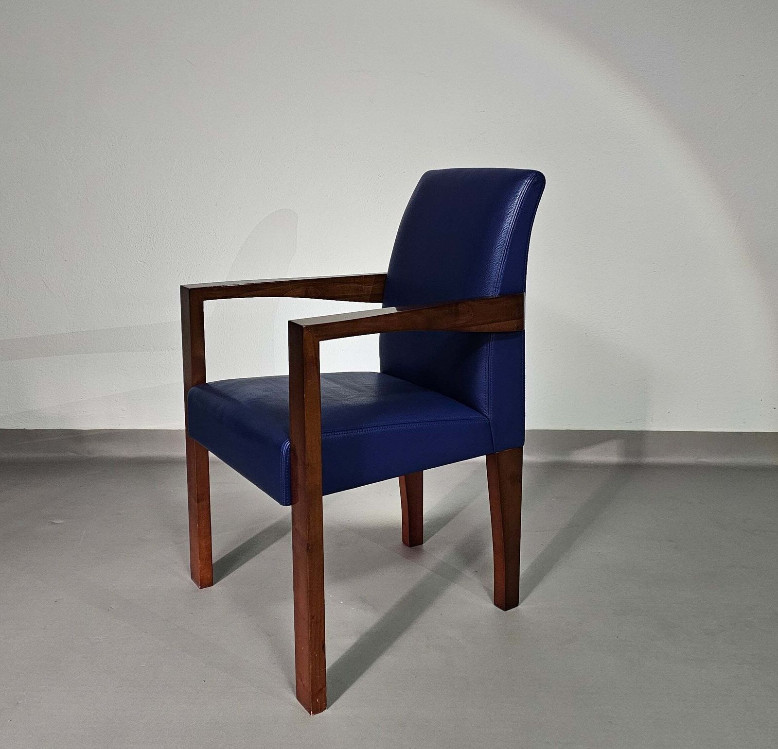 4 X Hugues Chevalier Conference Ying Bridge Chair / Leather photo buy