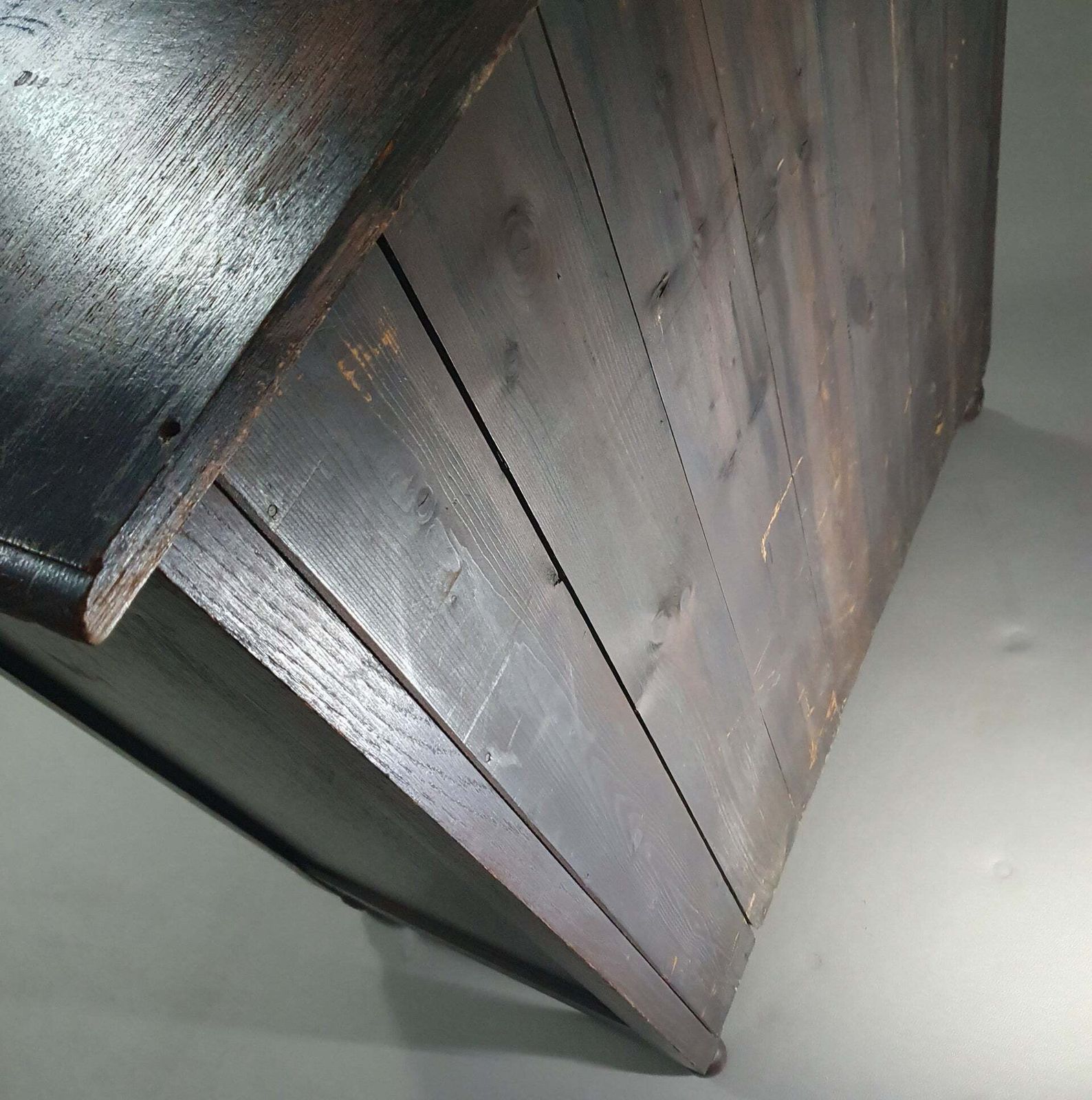 Particularly Cool English Chest Of Drawers / Chest Of Drawers. Dated (Charles 2 Era). Made Of Solid Oak With Beautiful Patina. photo furniture