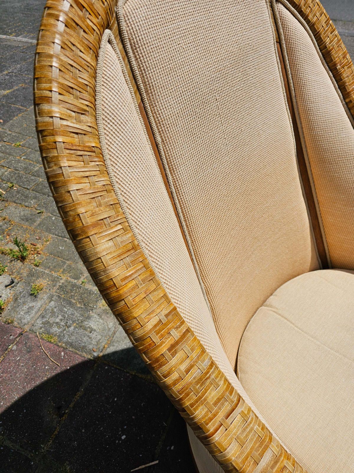 2 X Gasparucci Lounge Chairs, 1980s photo Furniture